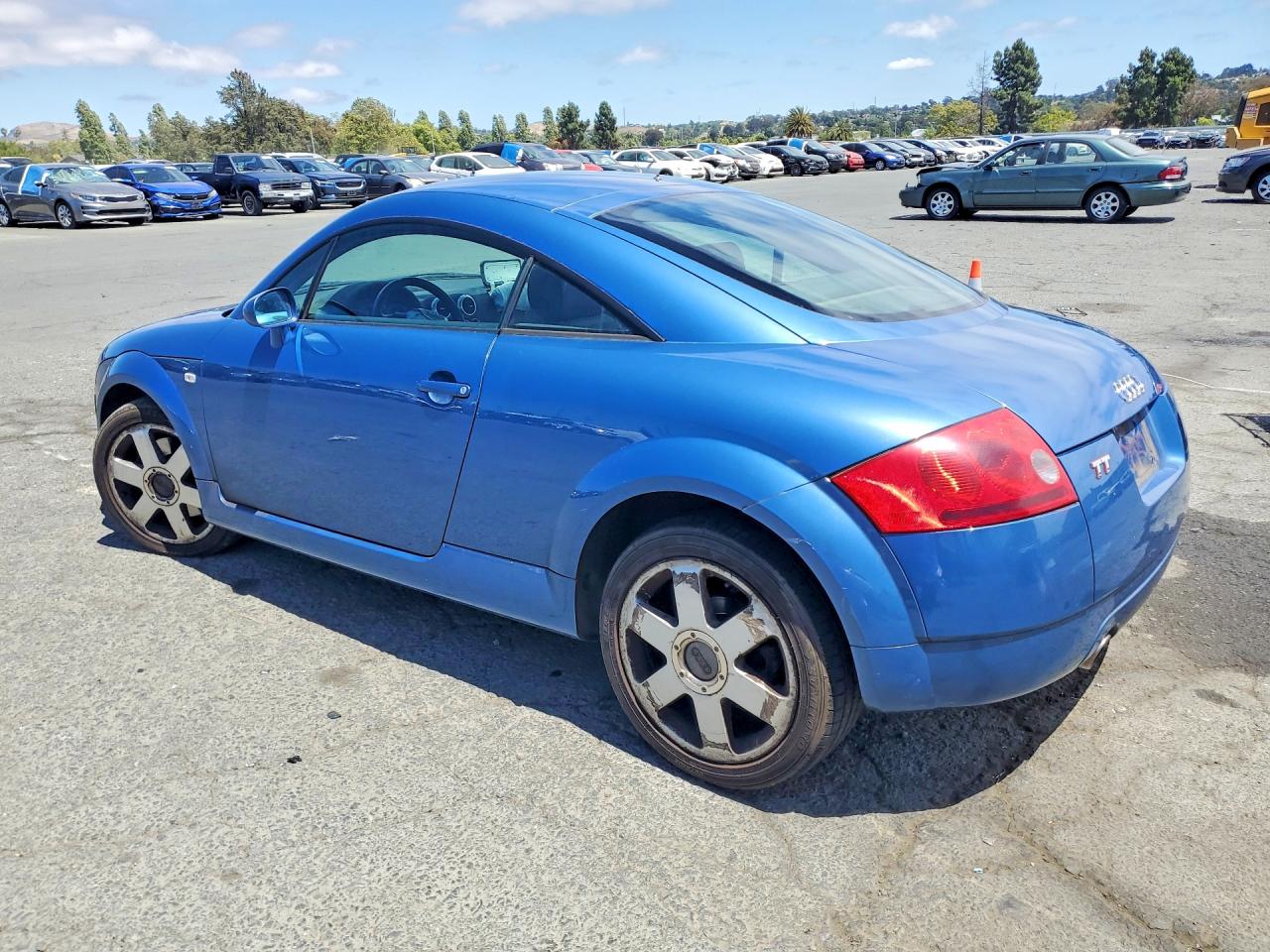 2000 Audi Tt Синий vin: TRUTC28N2Y1029415