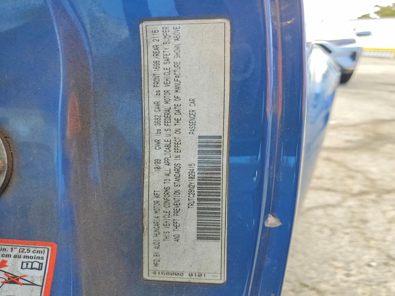 2000 Audi Tt Синий vin: TRUTC28N2Y1029415