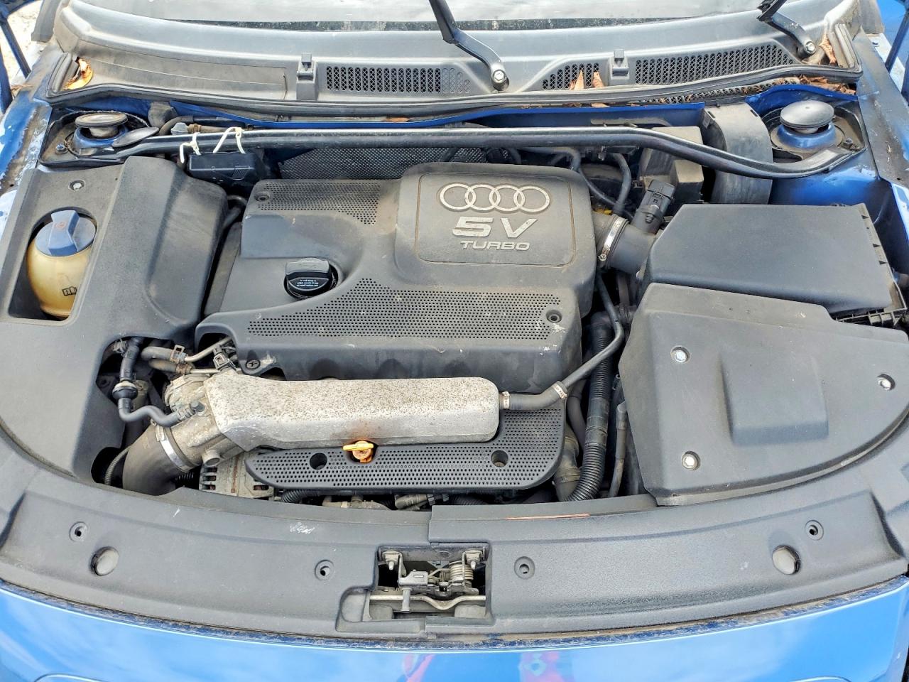 2000 Audi Tt Синий vin: TRUTC28N2Y1029415