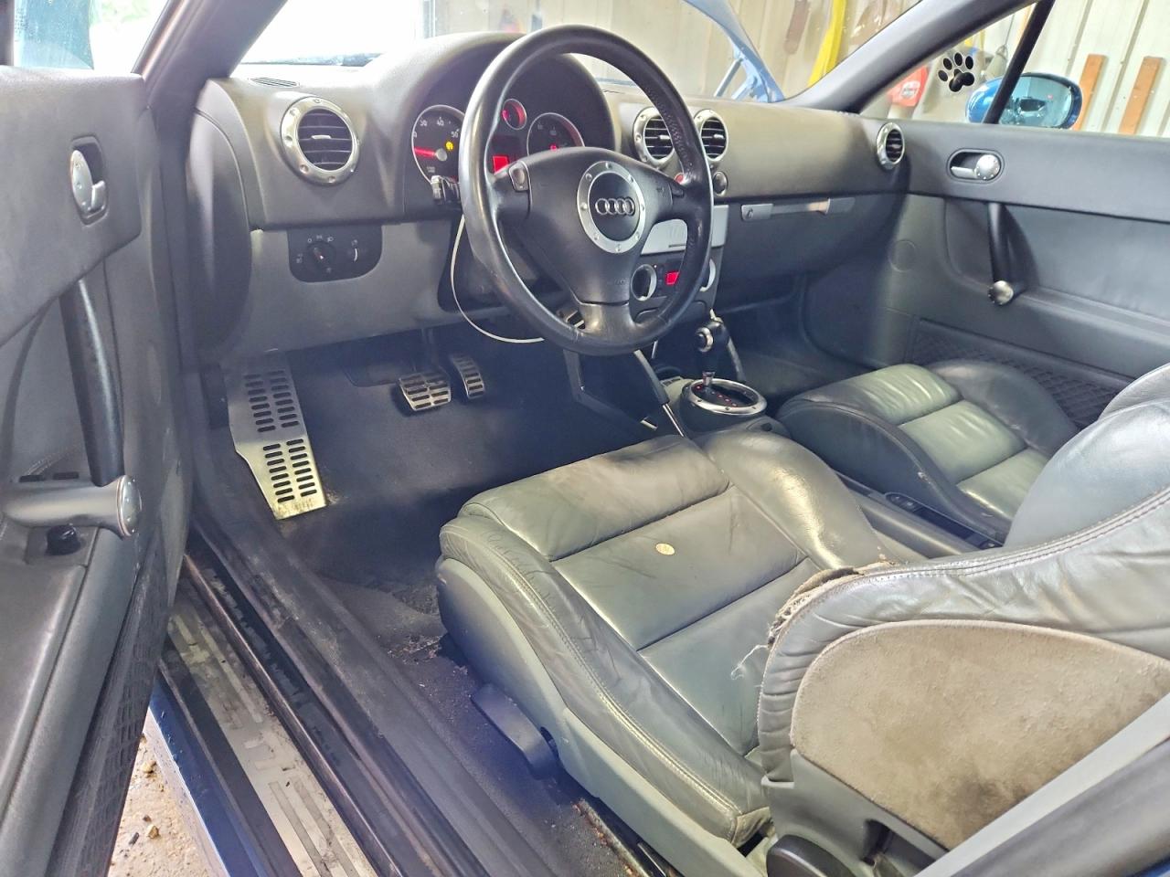 2003 Audi Tt Blue vin: TRUTC28N531005554