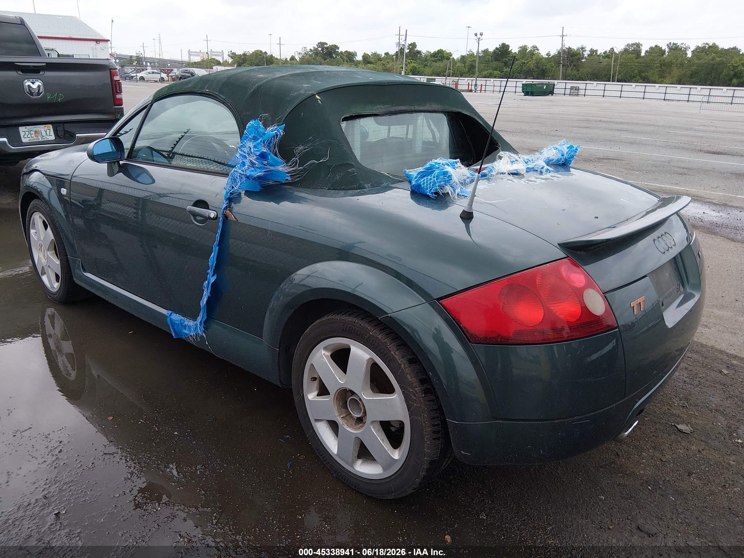 2001 Audi Tt   Green vin: TRUTC28N911001505