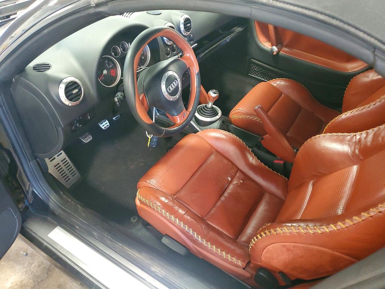 2001 Audi Tt Черный vin: TRUTC28N911007143