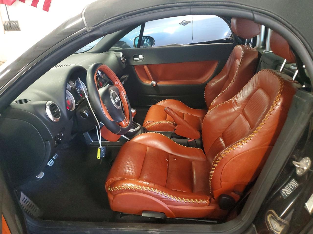 2001 Audi Tt Черный vin: TRUTC28N911007143