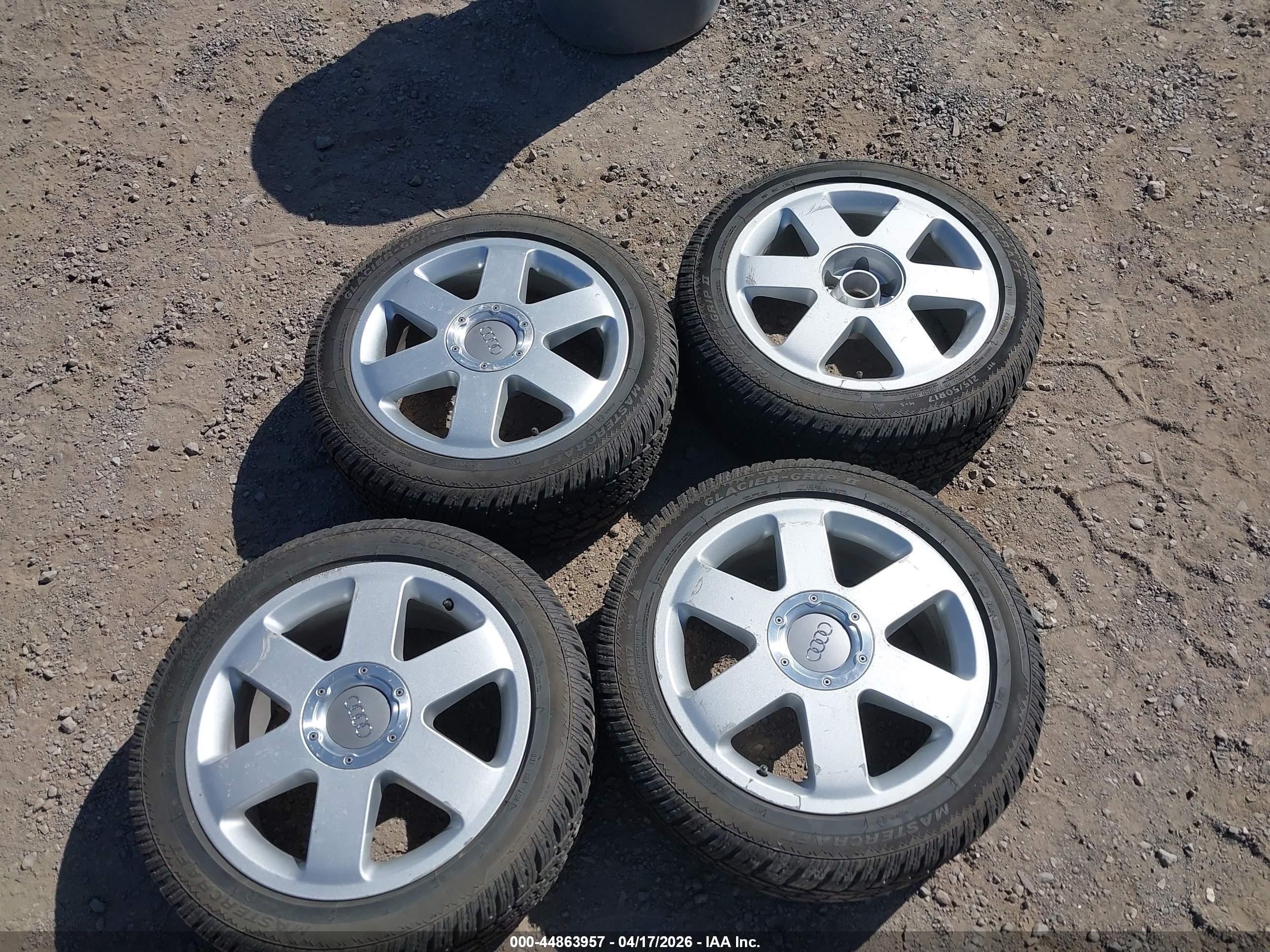 2000 Audi Tt   Синий vin: TRUTC28NXY1001247