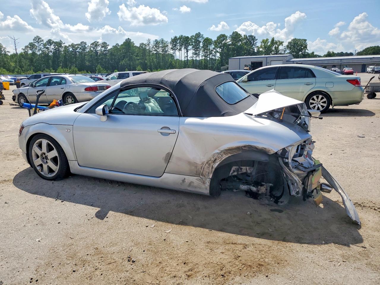 2001 Audi Tt Silver vin: TRUTX28N111011515