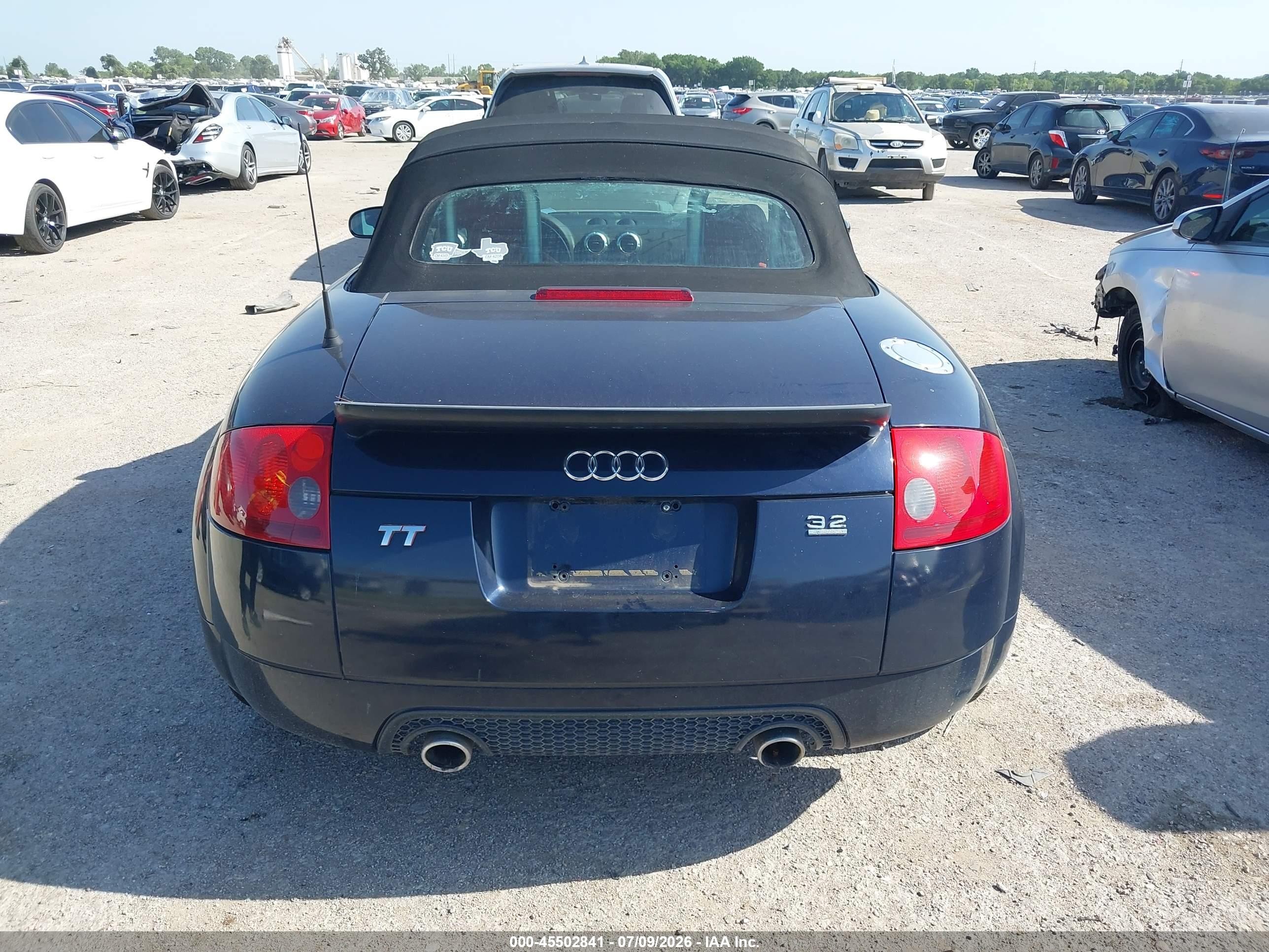 2005 Audi Tt 3.2l Dark Blue vin: TRUUF28N951004969