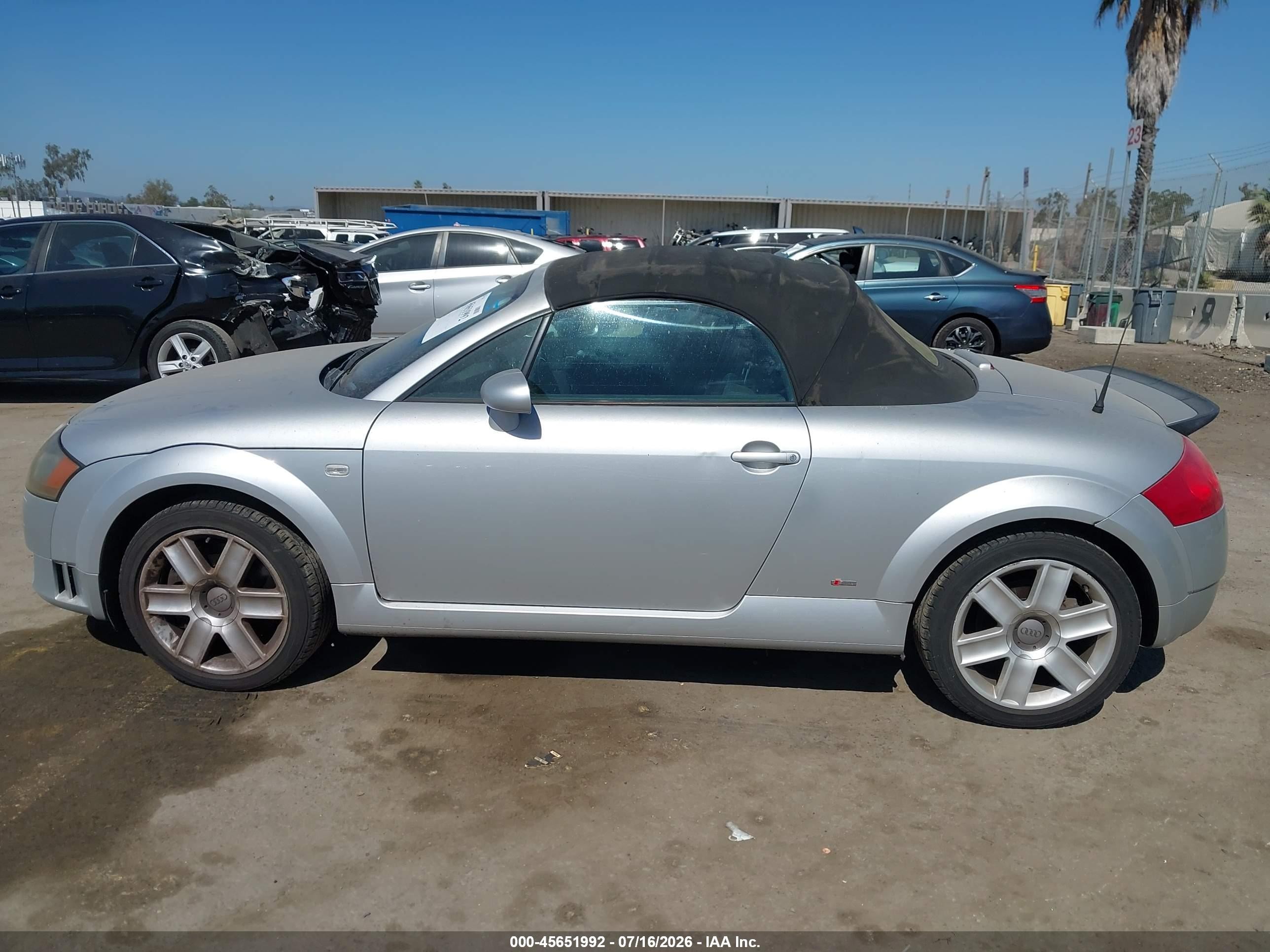 2004 Audi Tt 3.2l Серый vin: TRUUF28NX41020838