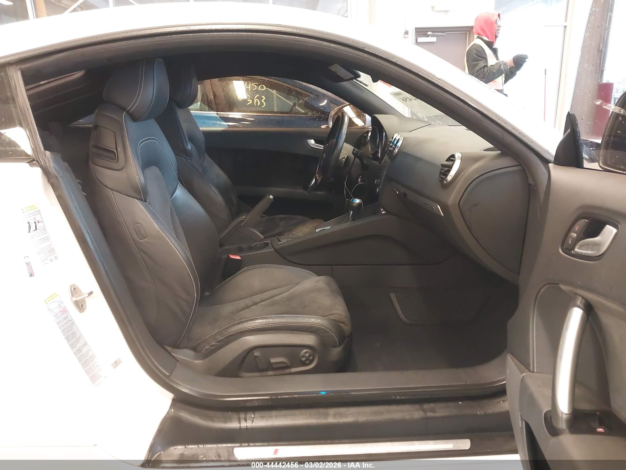 2009 Audi Tts 2.0t White vin: TRUUF38J491028332