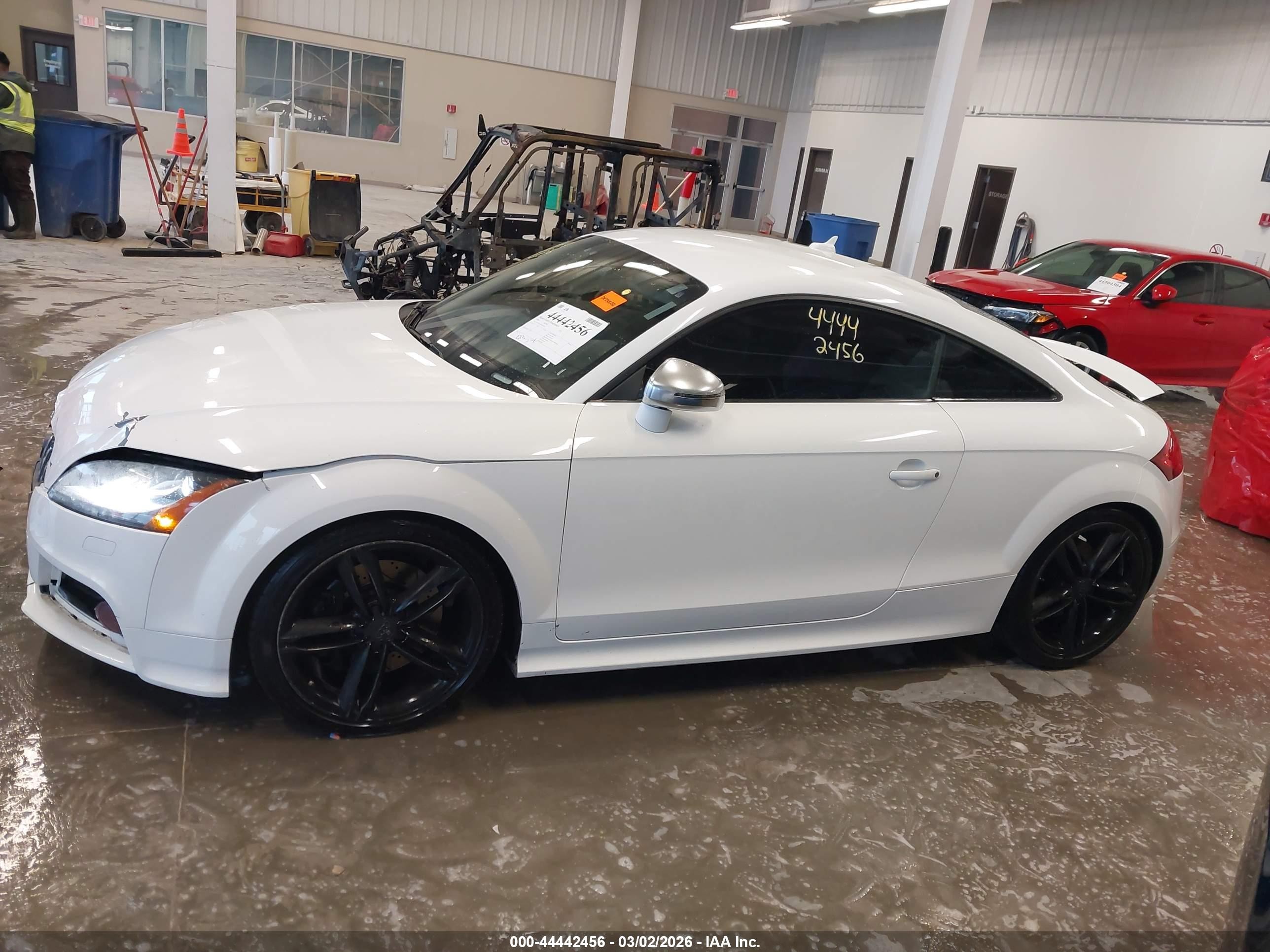 2009 Audi Tts 2.0t White vin: TRUUF38J491028332