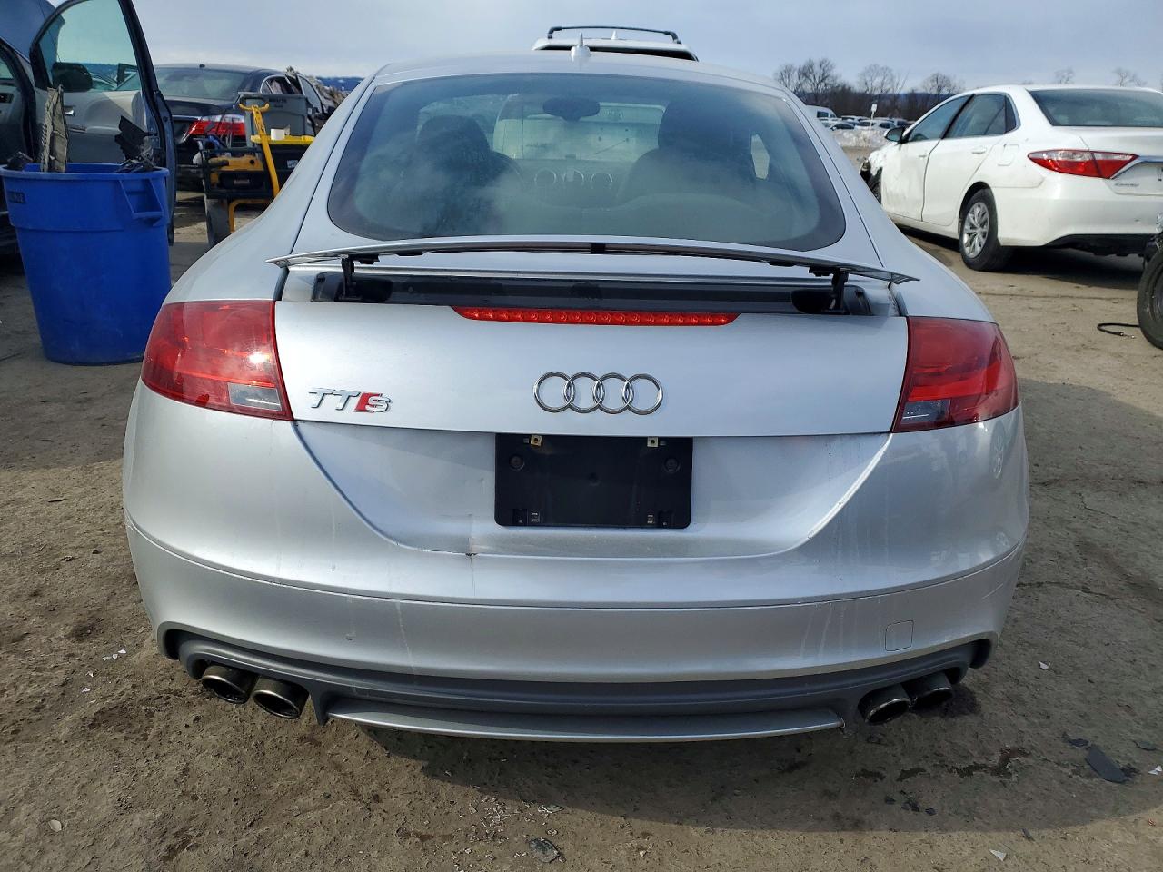 2009 Audi Tts Silver vin: TRUUF38J791016160