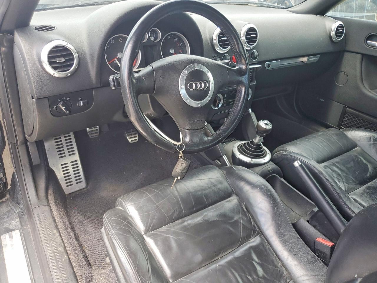 2001 Audi Tt Quattro Black vin: TRUUT28N311042832