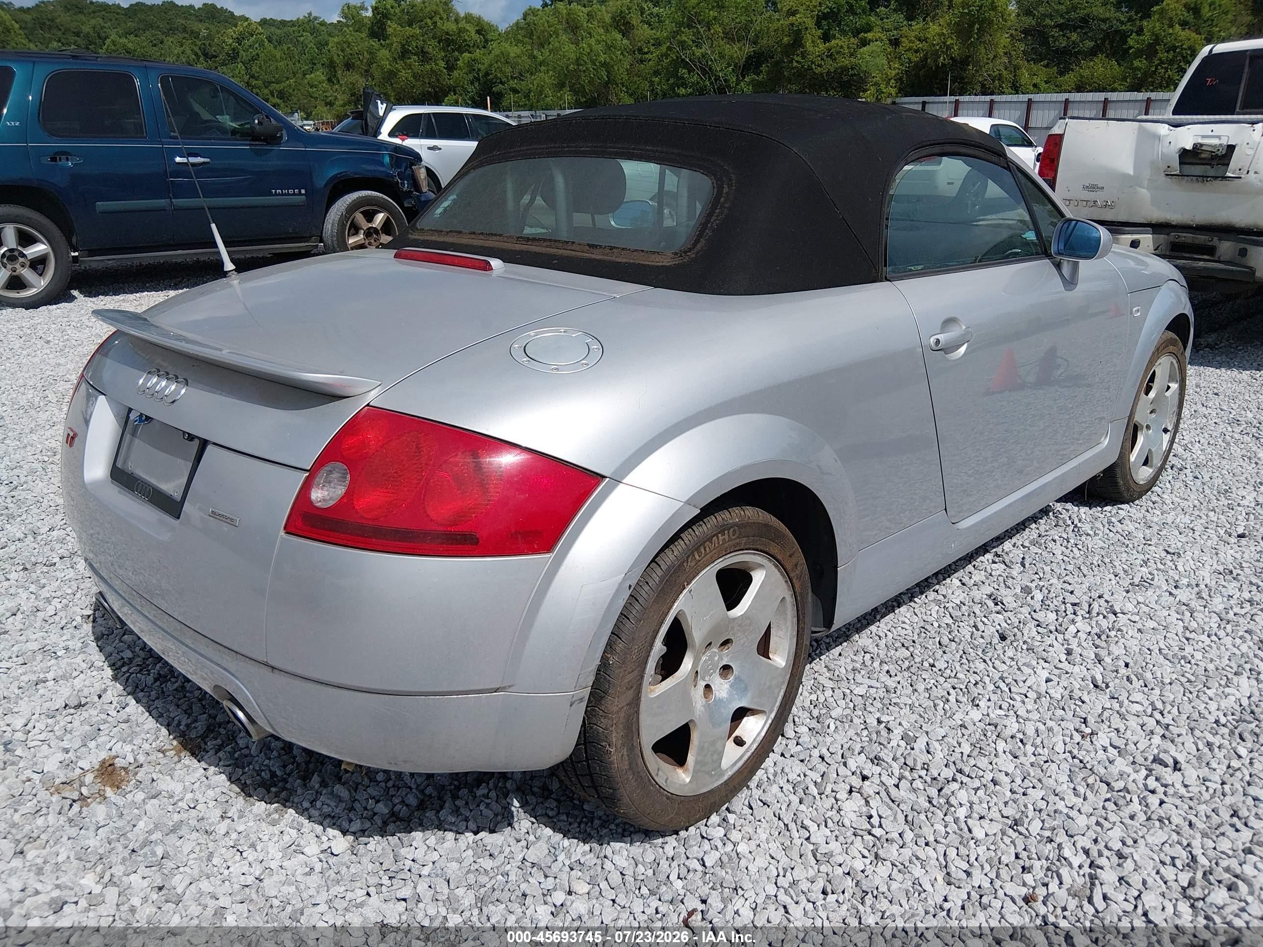 2001 Audi Tt   Silver vin: TRUUT28N611045501