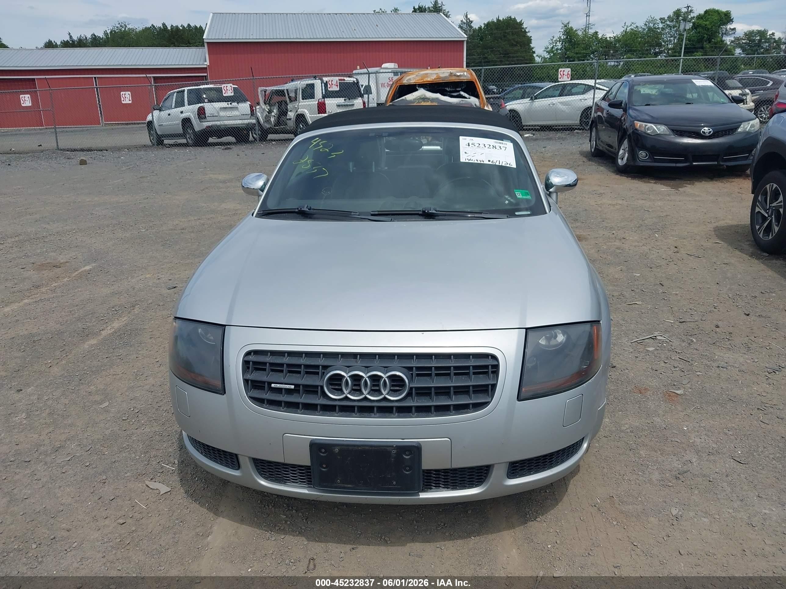 2004 Audi Tt 1.8l Silver vin: TRUUT28N641003396