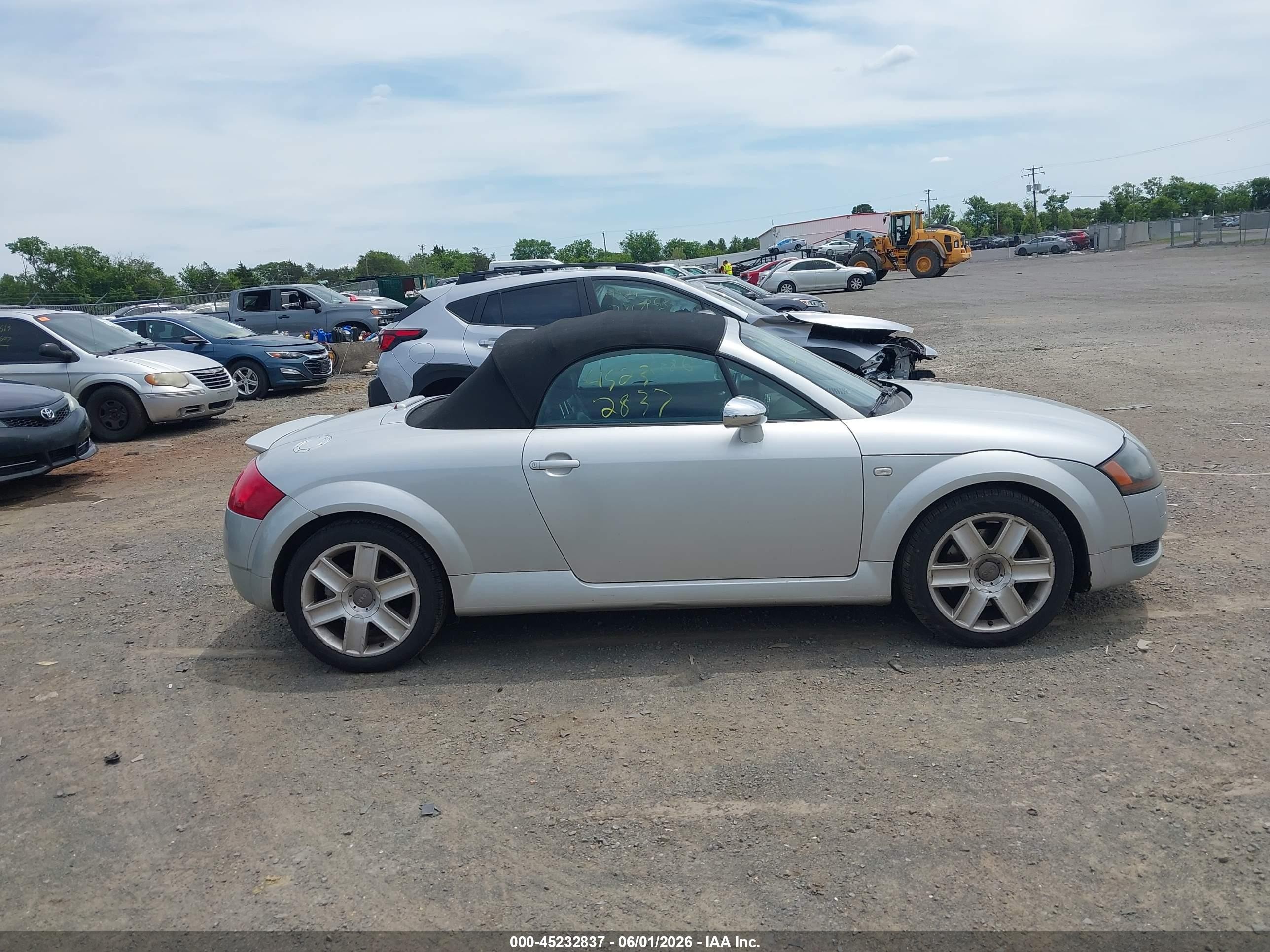 2004 Audi Tt 1.8l Silver vin: TRUUT28N641003396