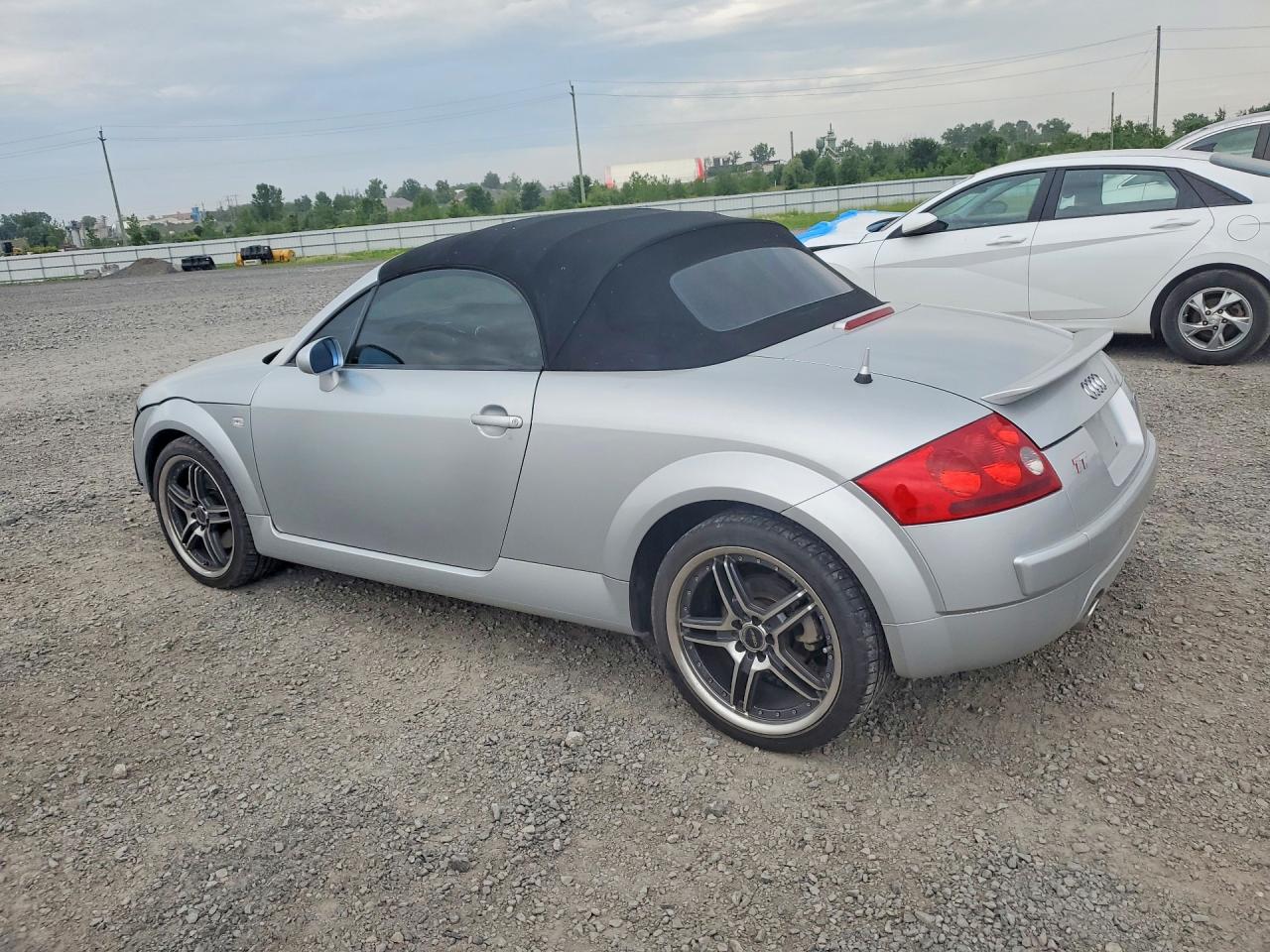 2001 Audi Tt Quattro Silver vin: TRUUT28N711013379
