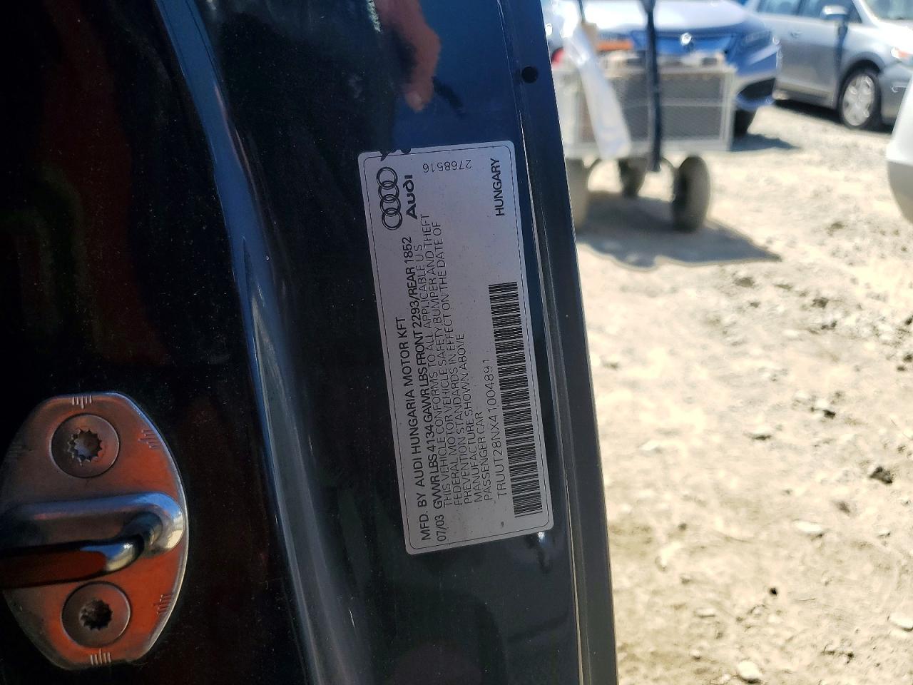 2004 Audi Tt Quattro Blue vin: TRUUT28NX41004891