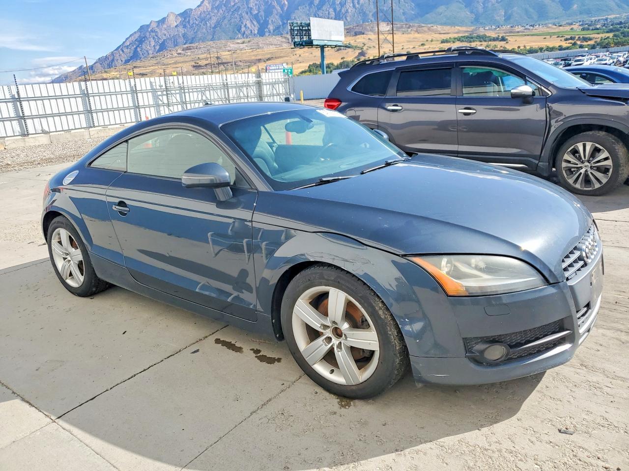 2009 Audi Tt Gray vin: TRUVF38J691007244