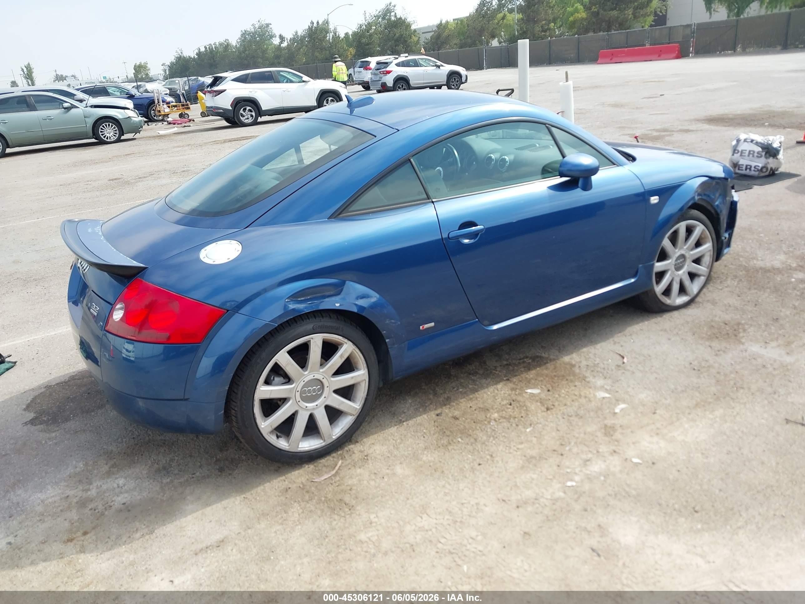 2005 Audi Tt 3.2l Blue vin: TRUWF28N651001505