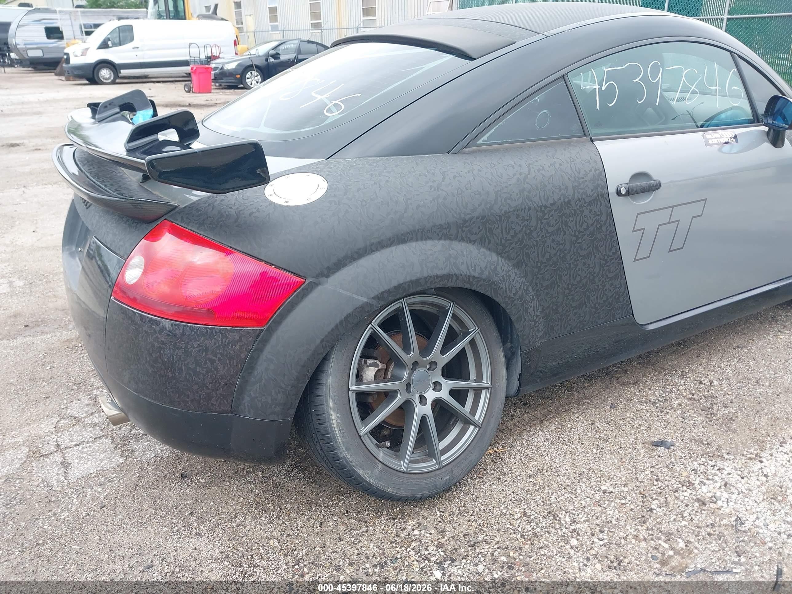 2002 Audi Tt 1.8l Черный vin: TRUWT28N321012496