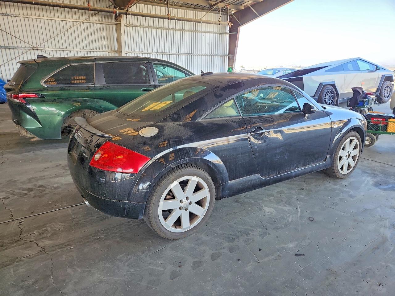 2005 Audi Tt Quattro Black vin: TRUWT28N351002684