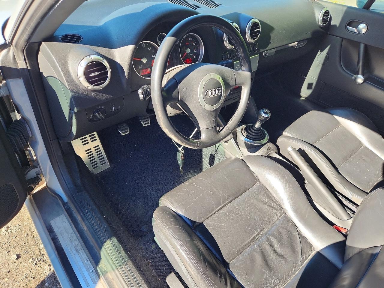 2002 Audi Tt Quattro Blue vin: TRUWT28N521031552