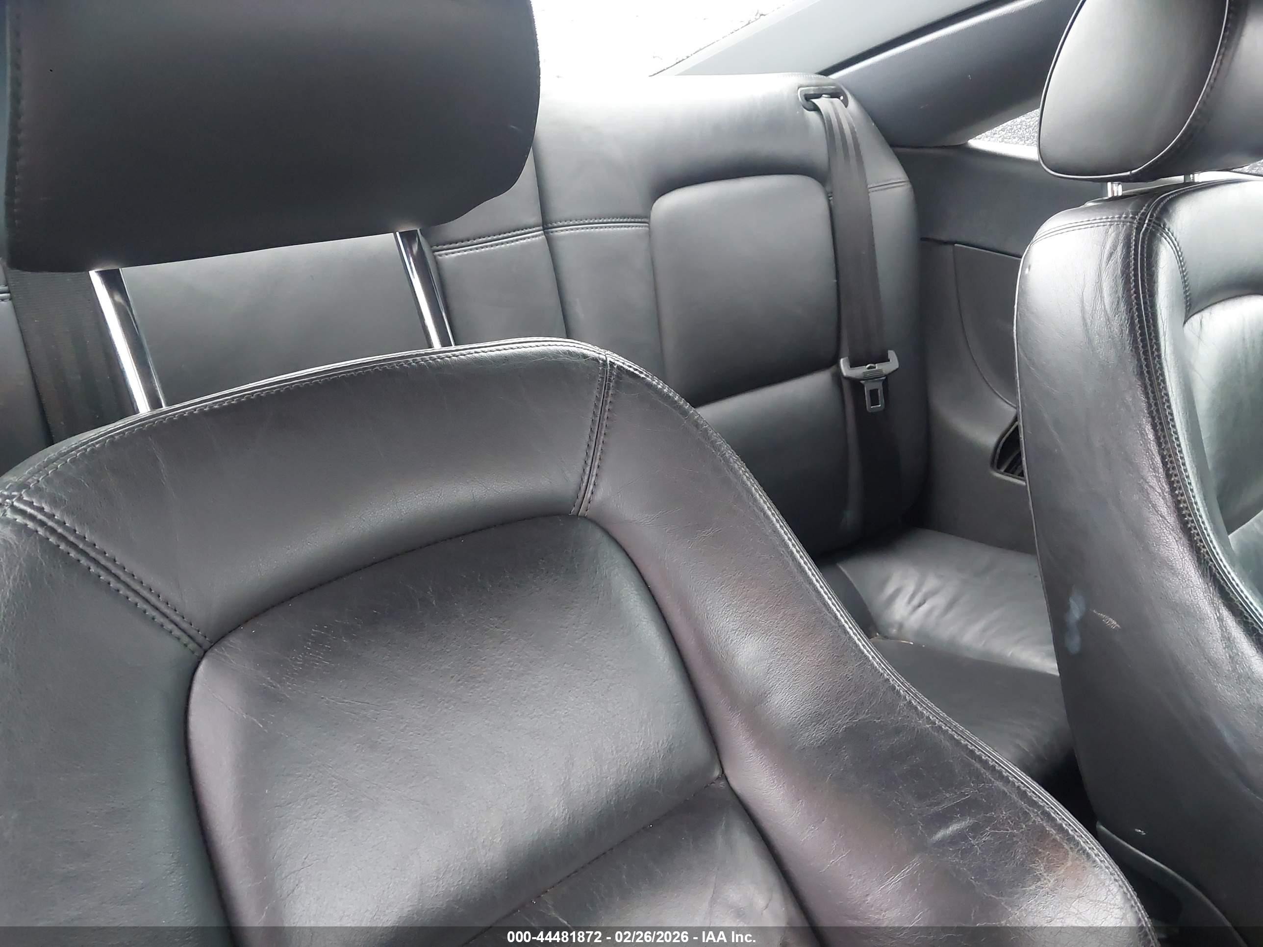 2001 Audi Tt   Черный vin: TRUWT28N611014127