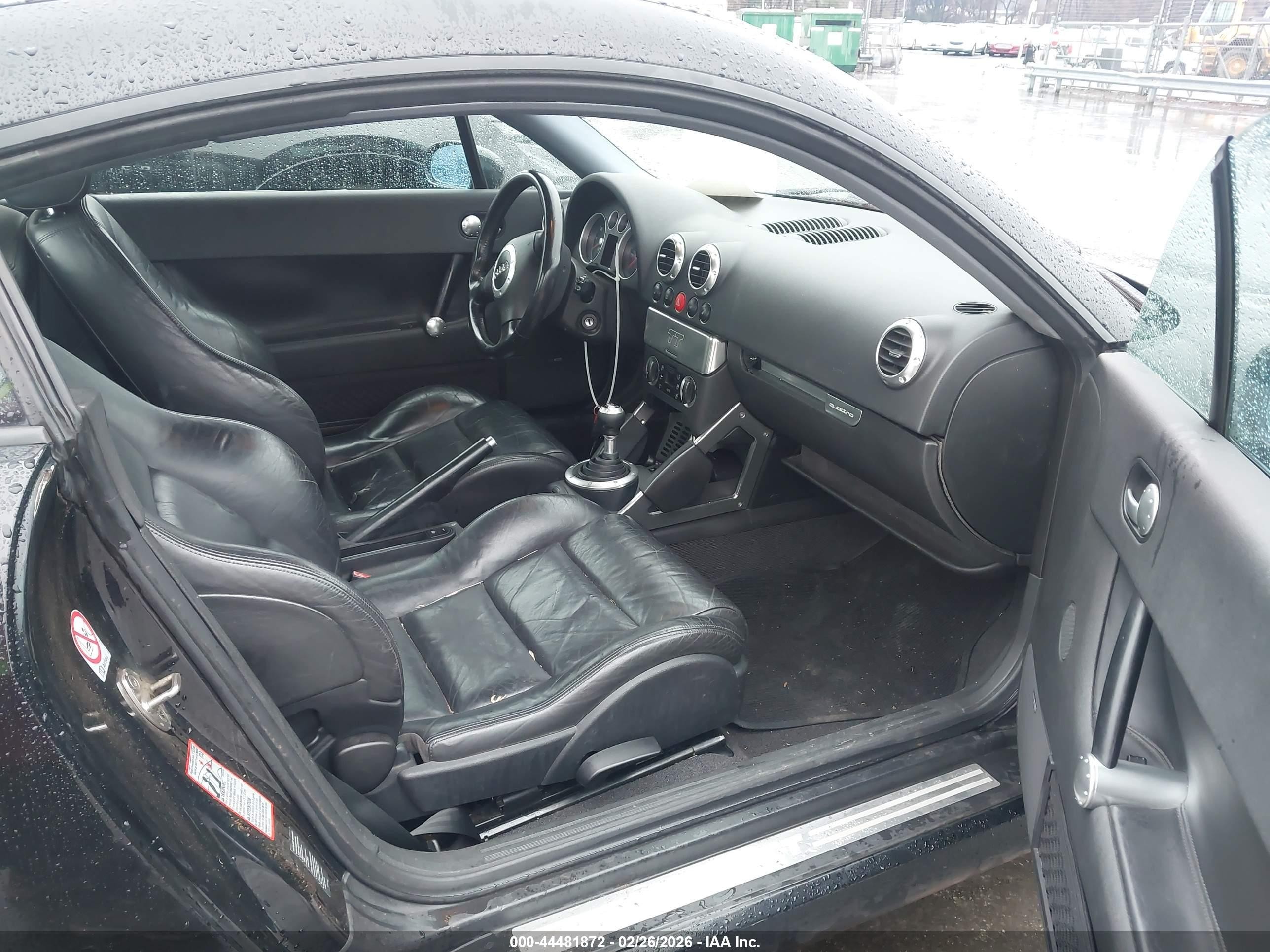 2001 Audi Tt   Черный vin: TRUWT28N611014127