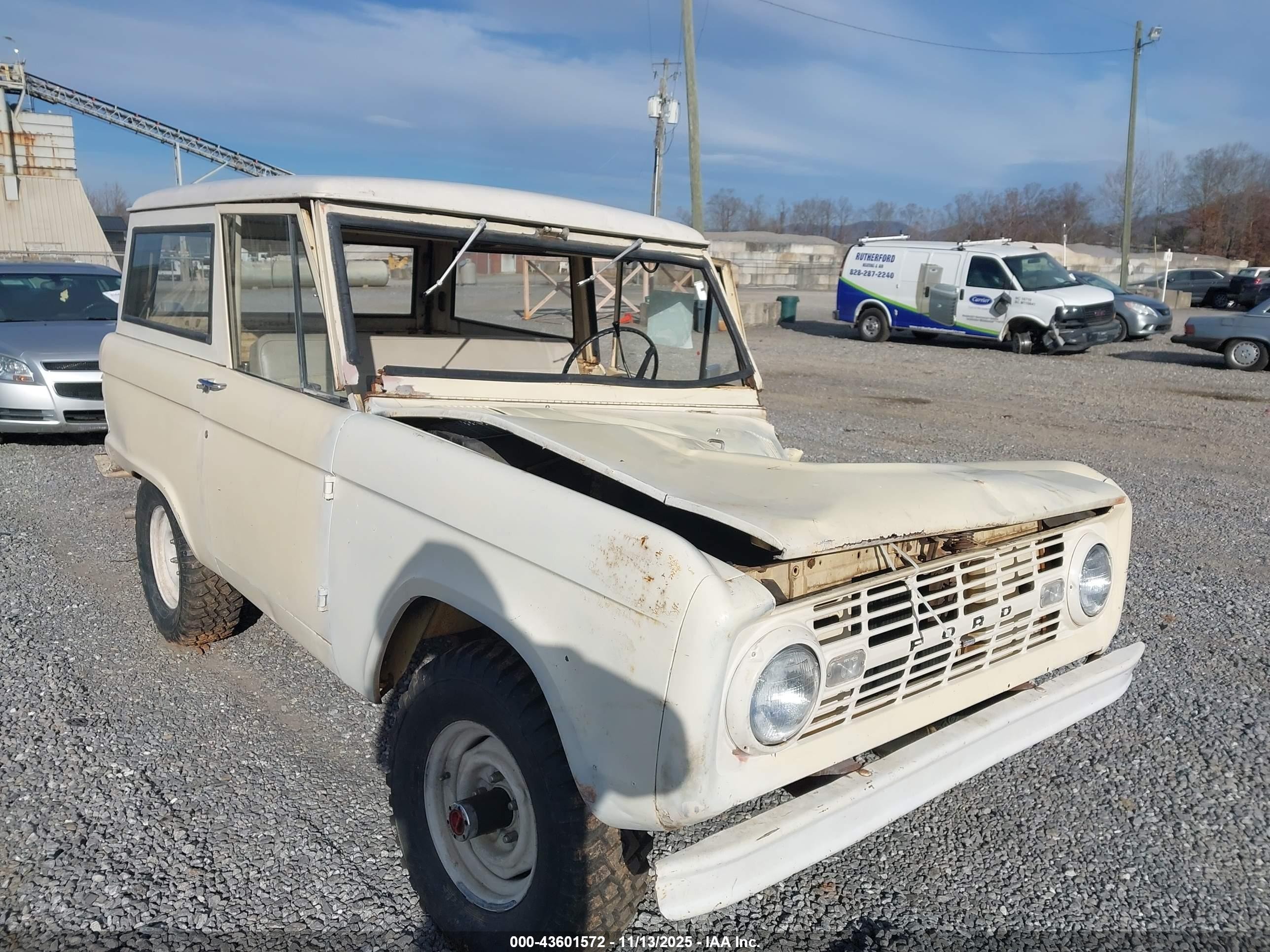 1968 Ford Bronco   Желтый vin: U15FLD31064