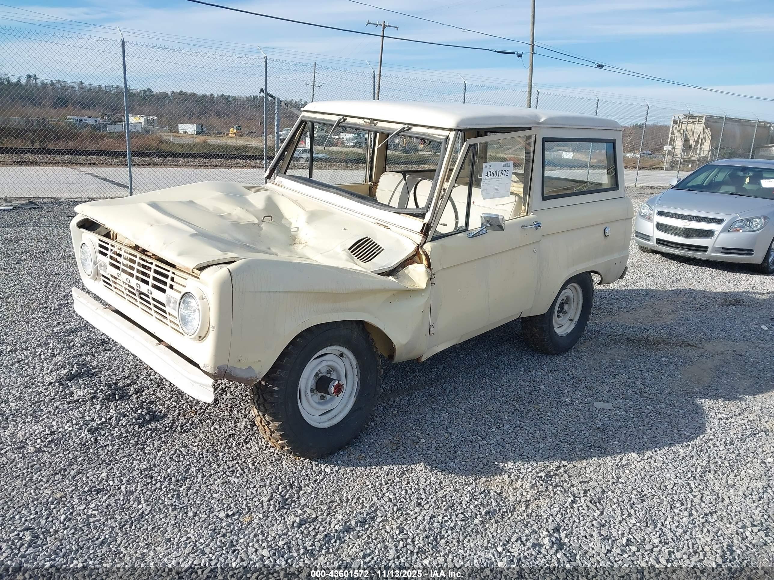 1968 Ford Bronco   Желтый vin: U15FLD31064