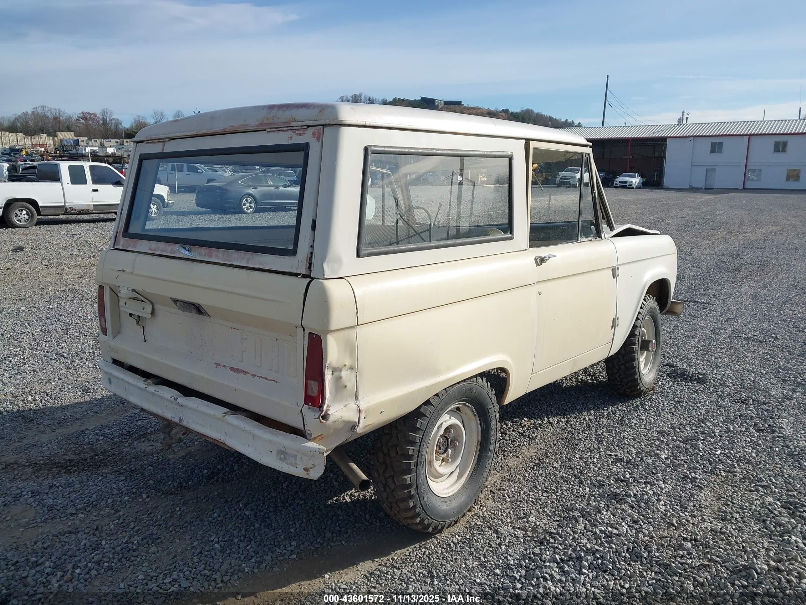 1968 Ford Bronco   Желтый vin: U15FLD31064