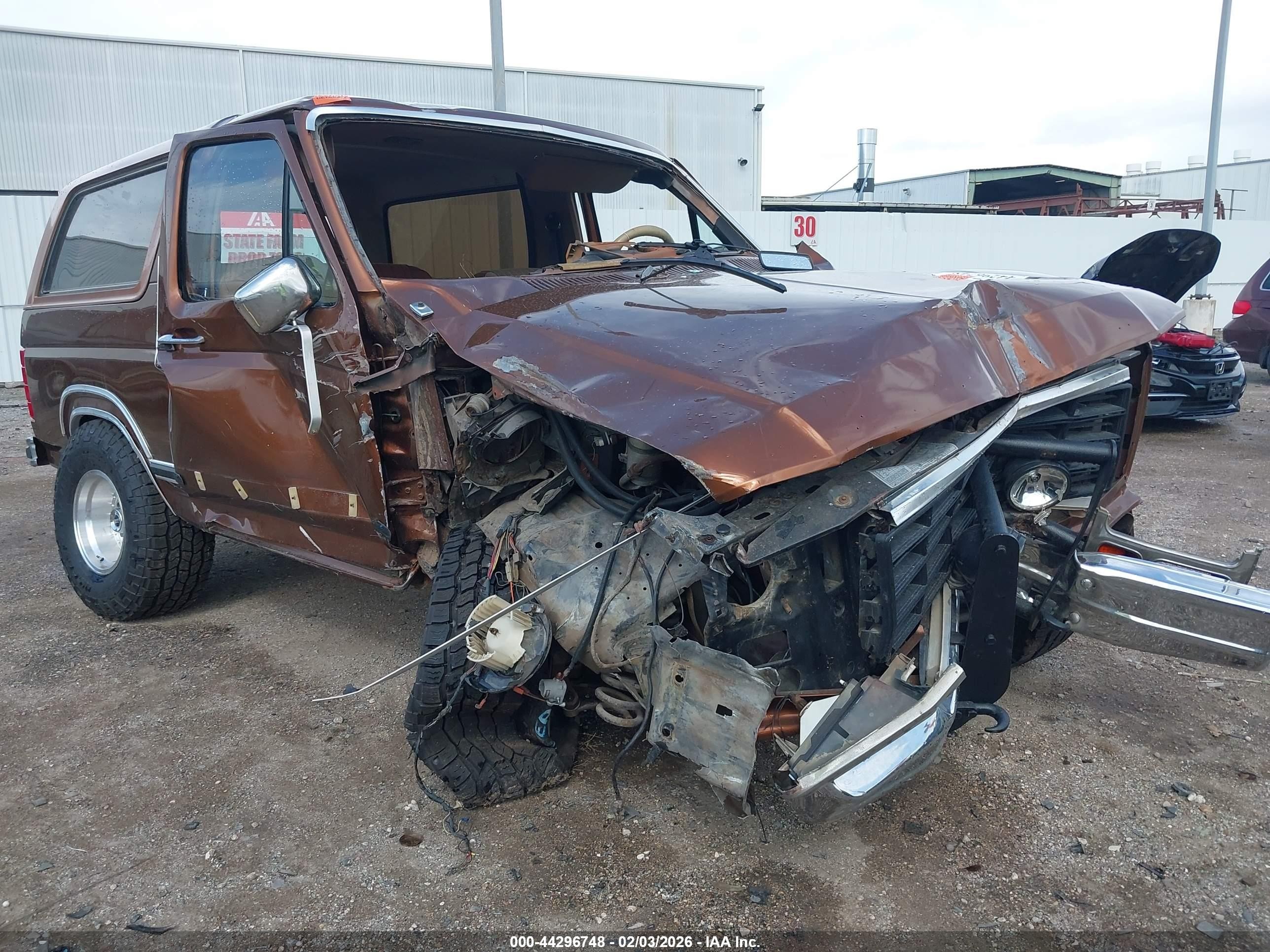 1980 Ford Bronco Коричневый vin: U15GLHA22221