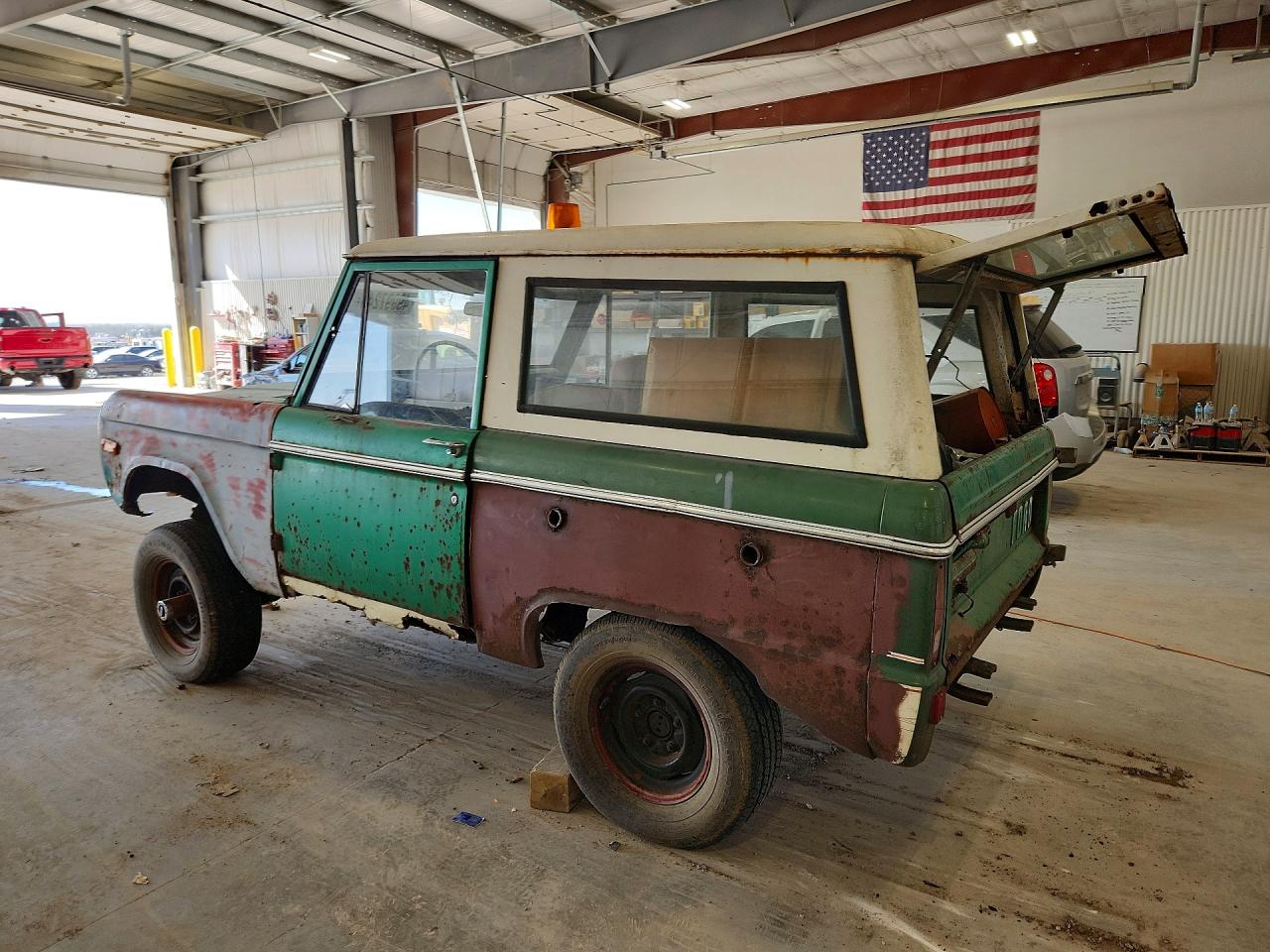 1971 Ford Bronco Зеленый vin: U15GLJ90643