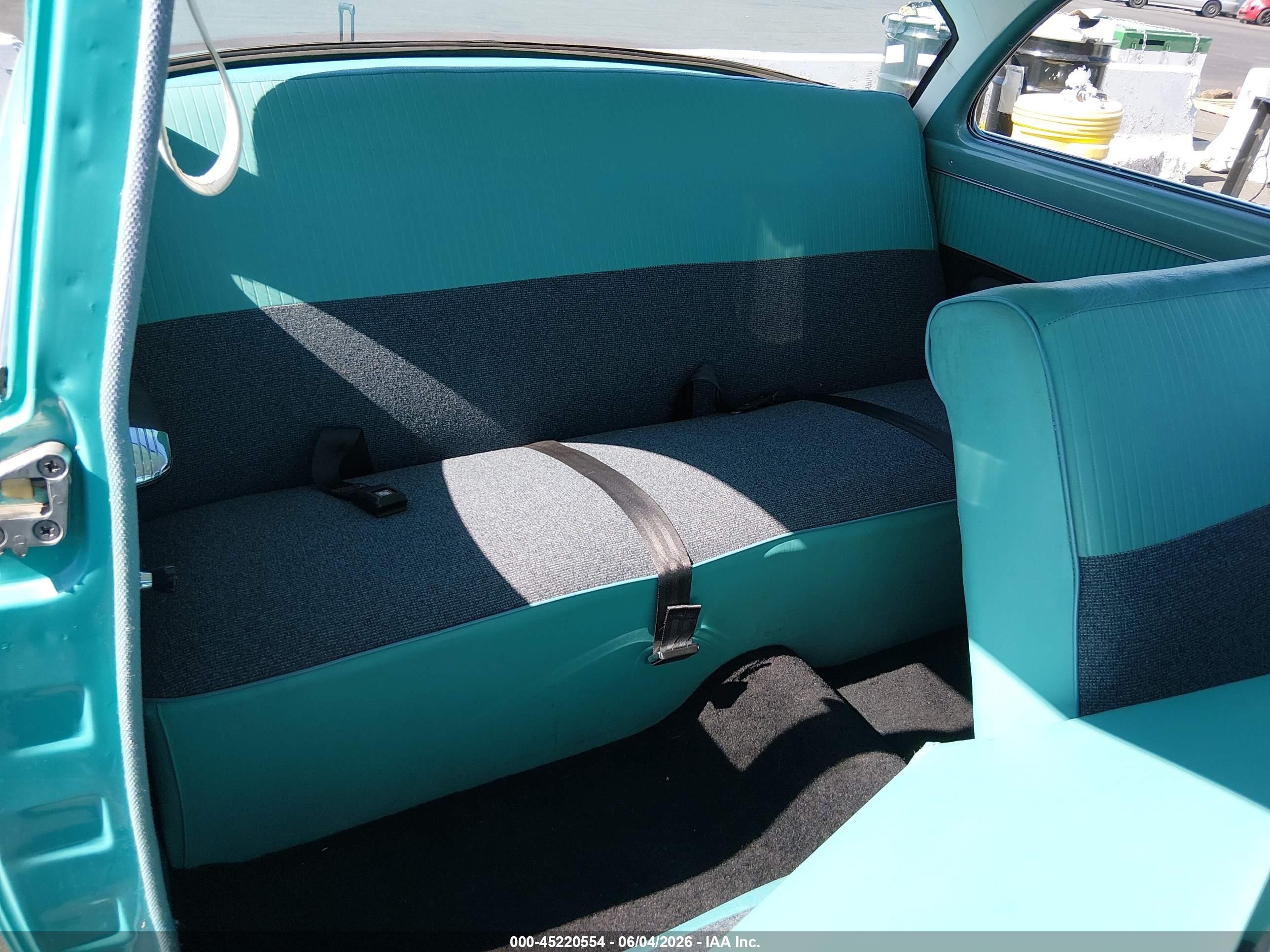 1970 Ford Sedan Light Blue vin: U5RG184389