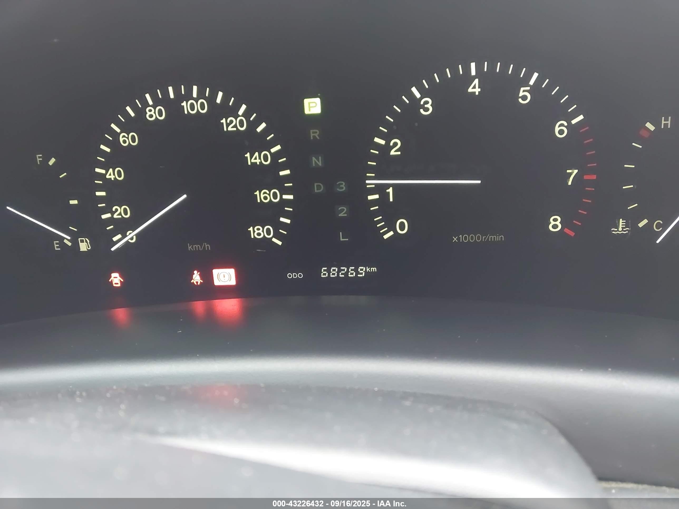 1997 Toyota Celsior   White vin: UCF200083940     