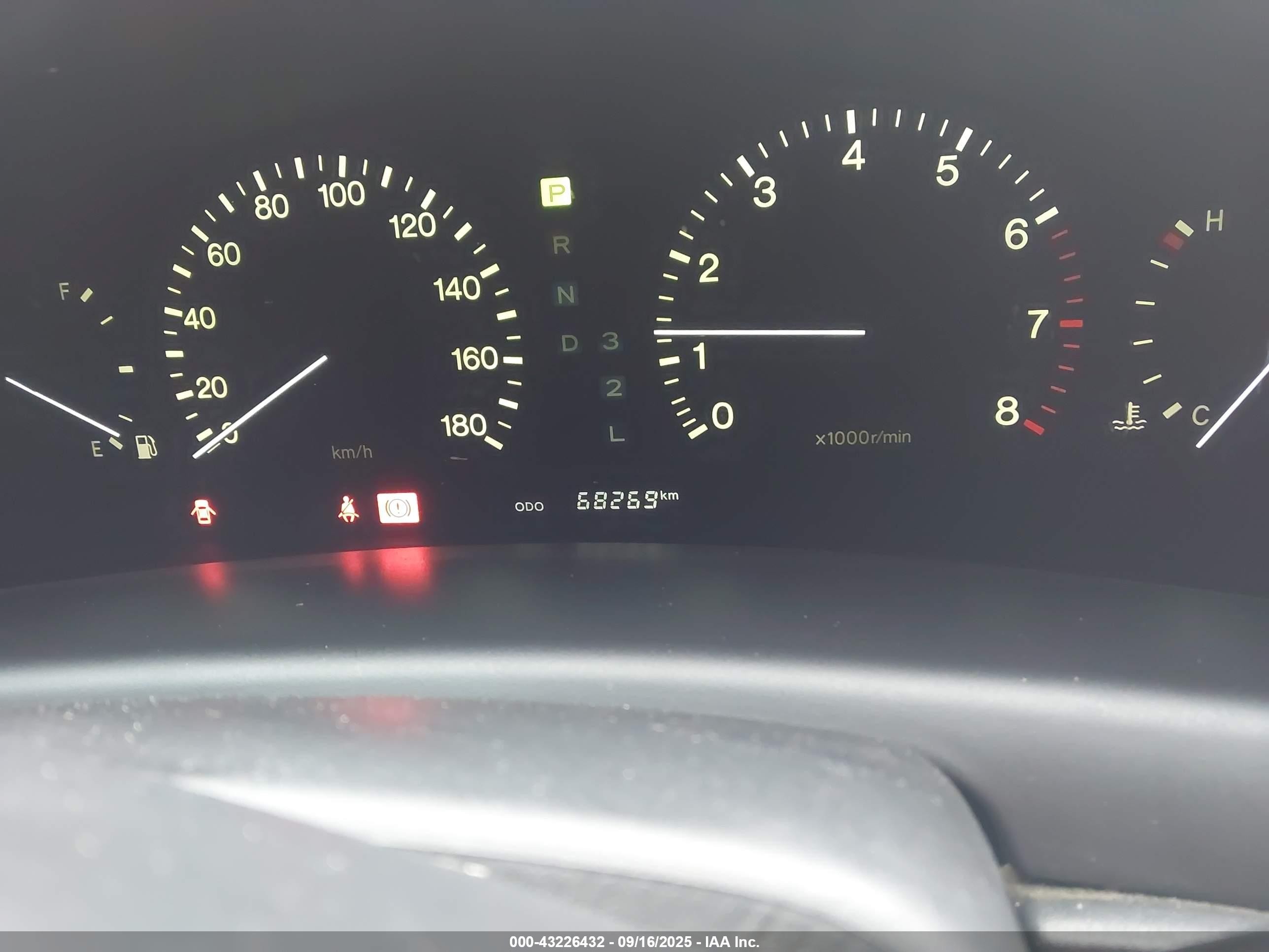 1997 Toyota Celsior   White vin: UCF200083940     