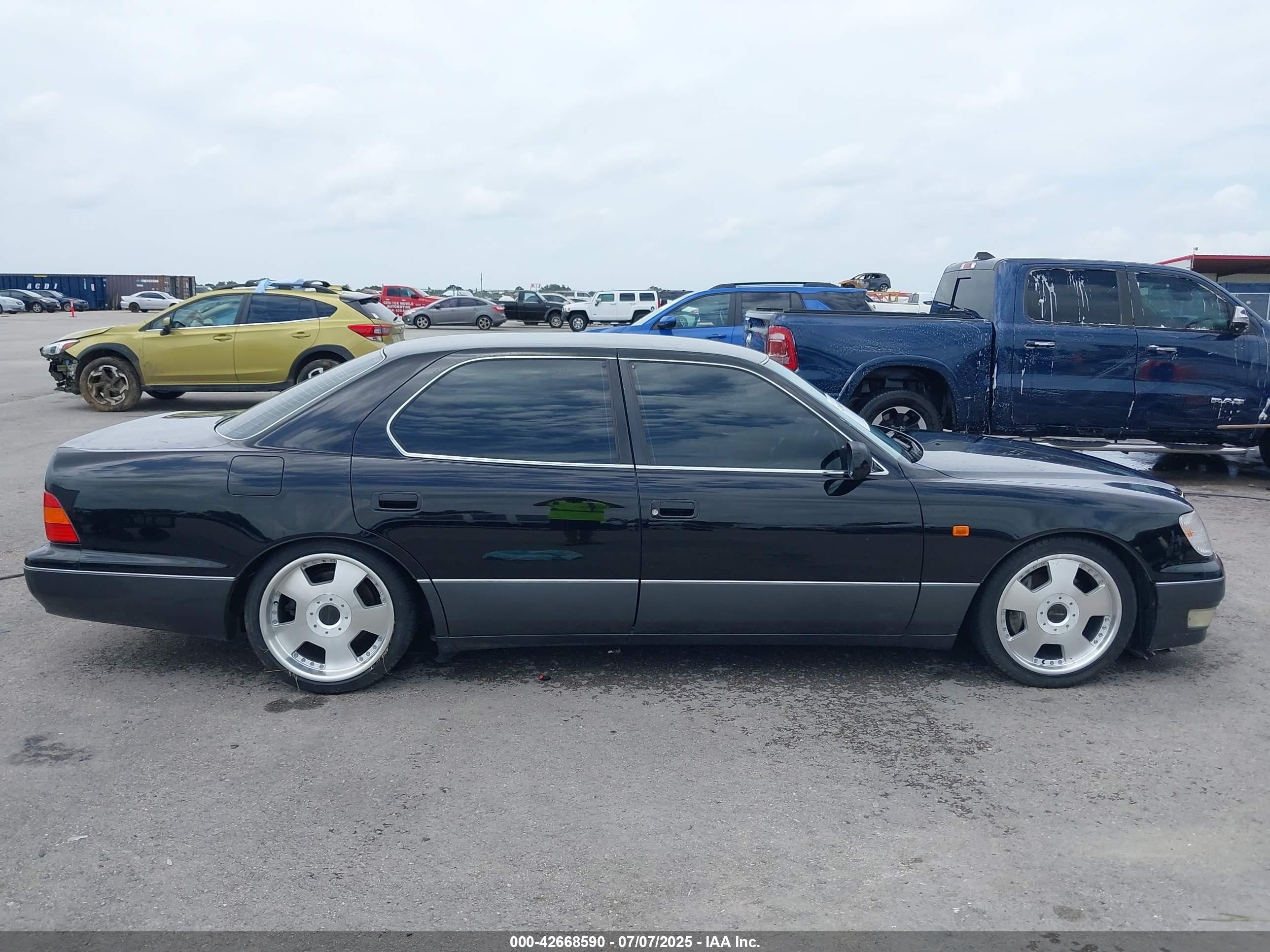 1997 Toyota Celsior   Черный vin: UCF200115187     
