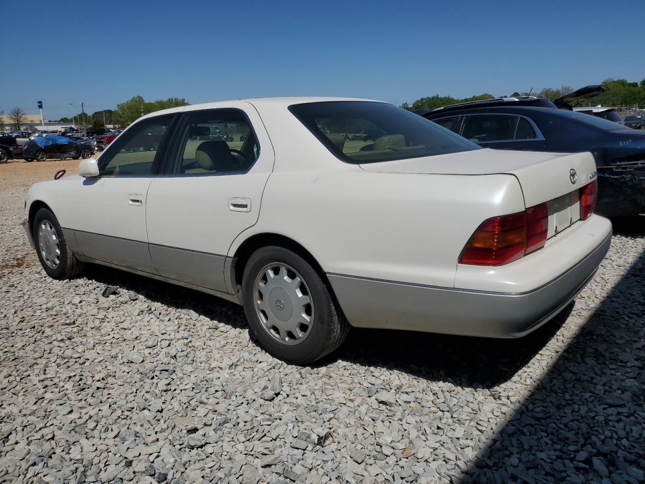 1997 Toyota Celsior   White vin: UCF210060972