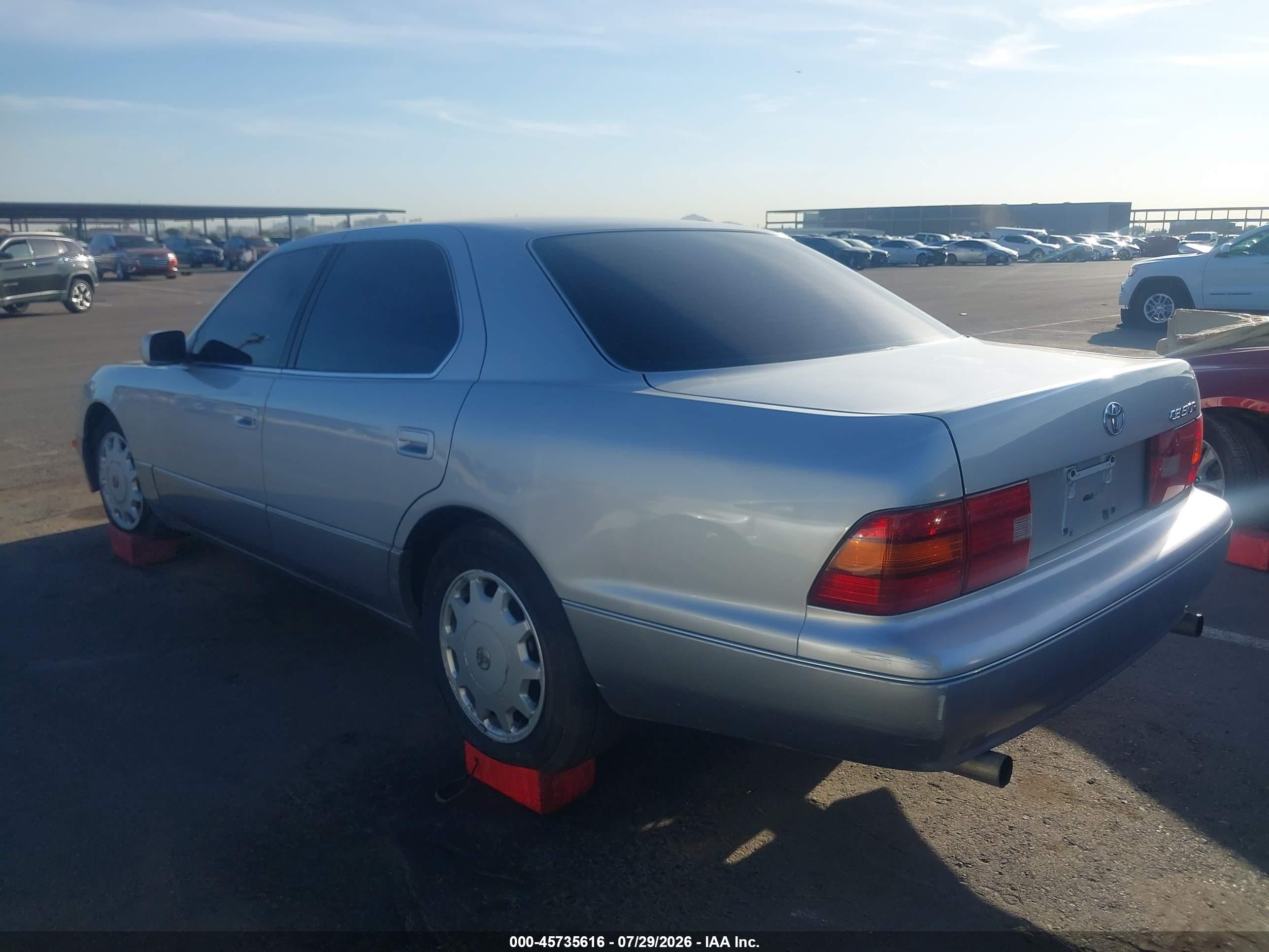 1997 Toyota Celsior Silver vin: UCF210062432