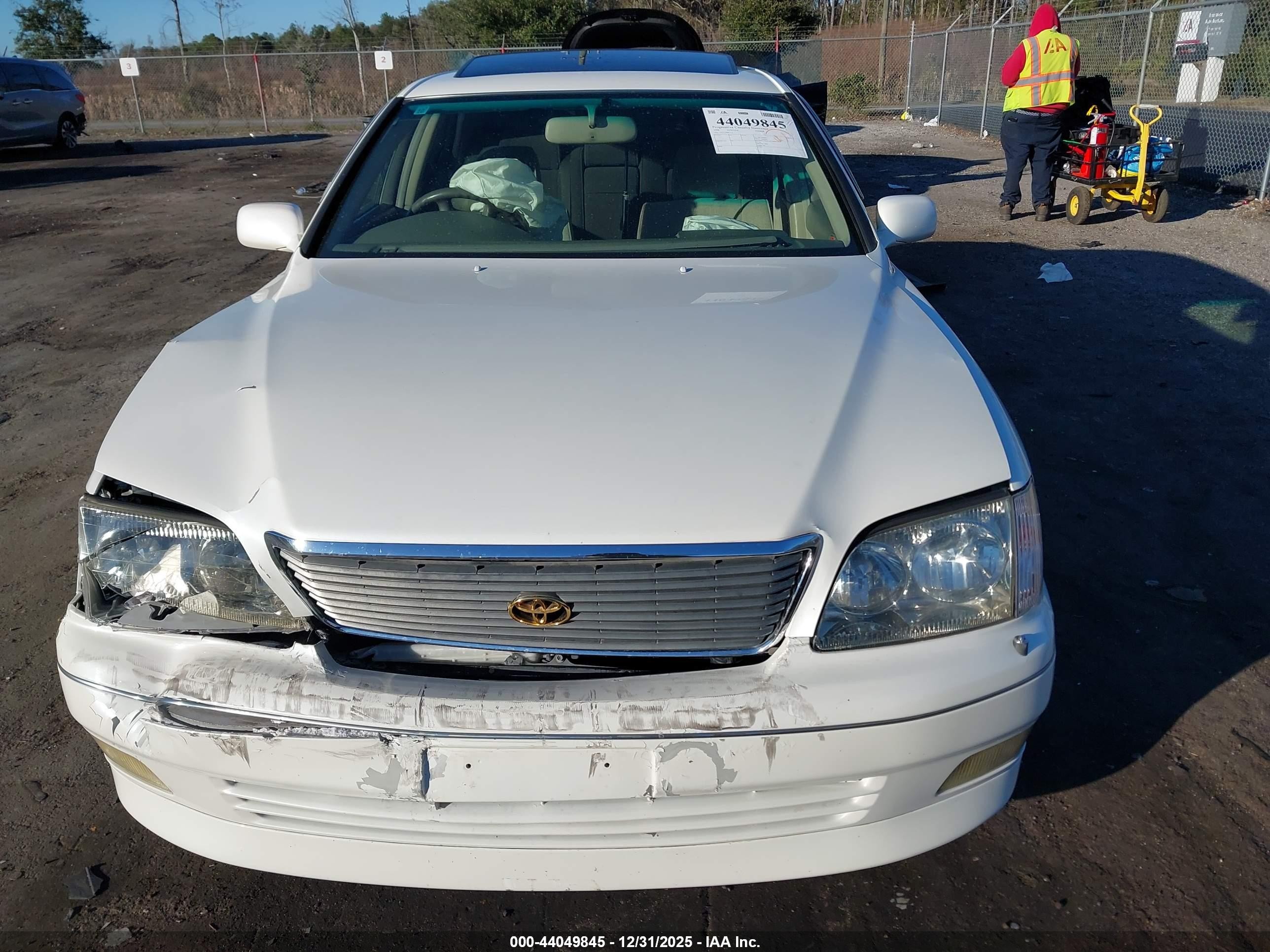 1998 Toyota Other   Белый vin: UCF210092173     