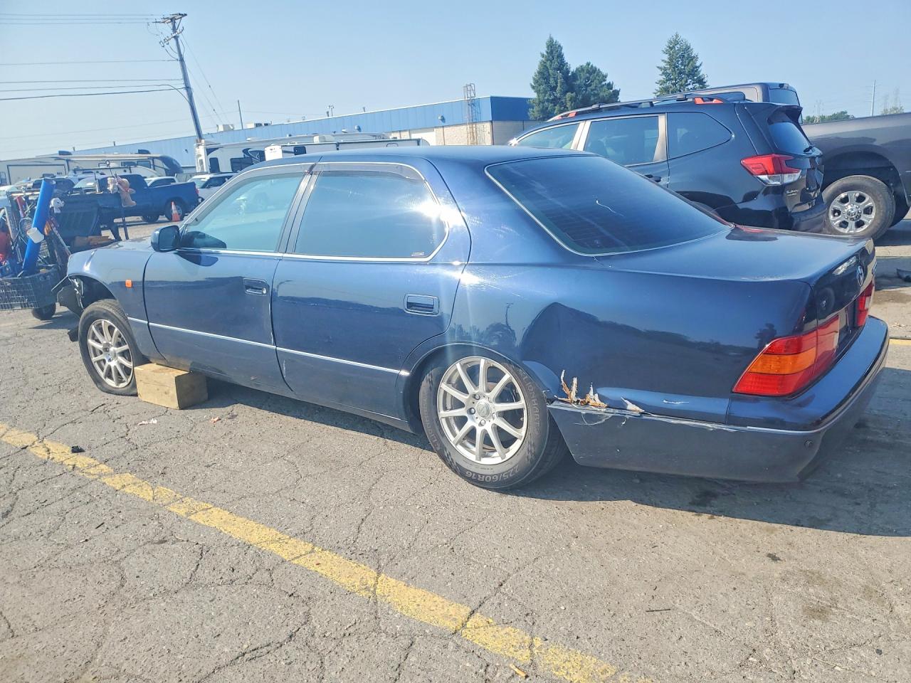 1999 Toyota Celsior Blue vin: UCF210096896