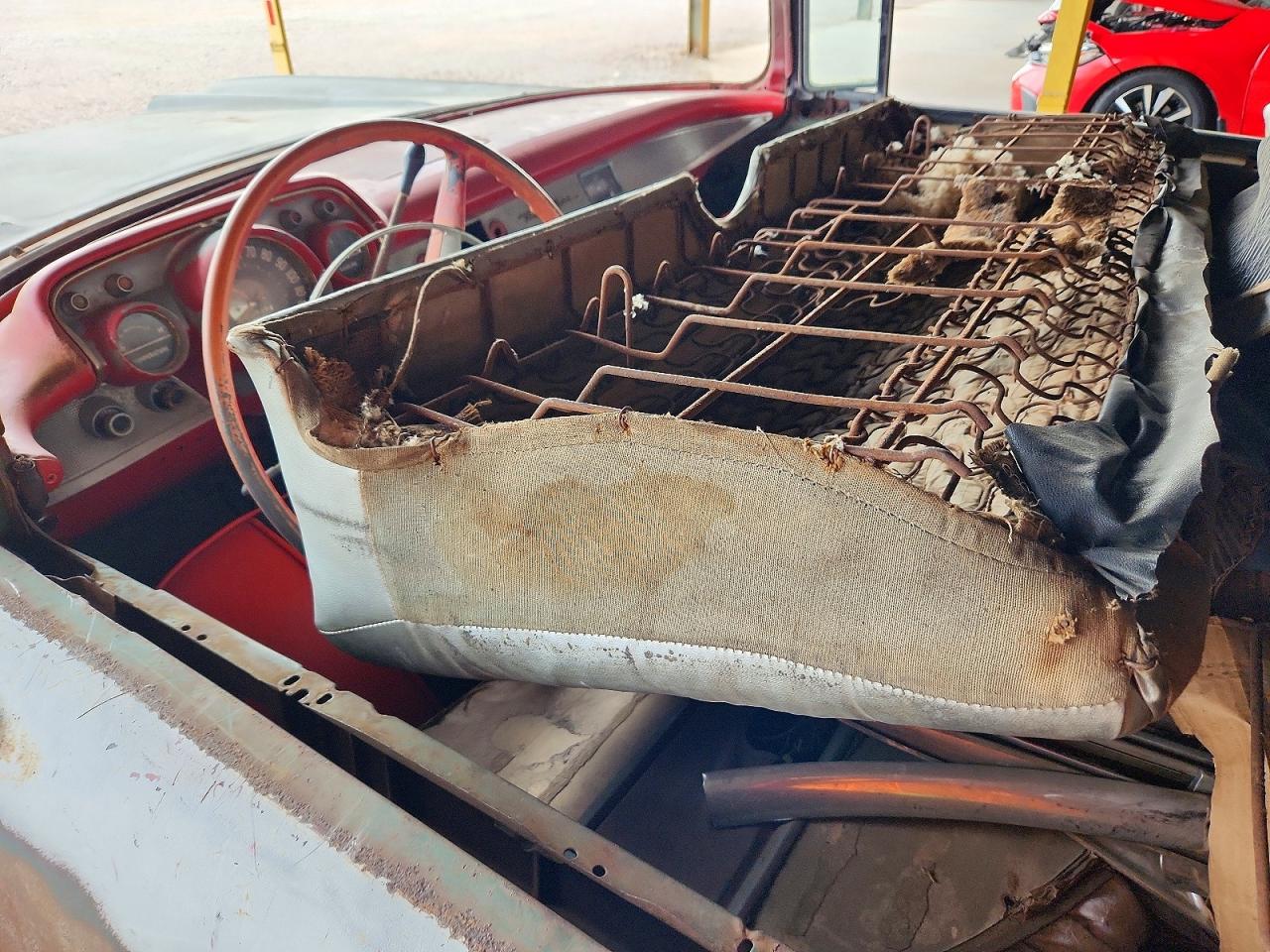 1957 Chevrolet Classic Gray vin: VC578262845