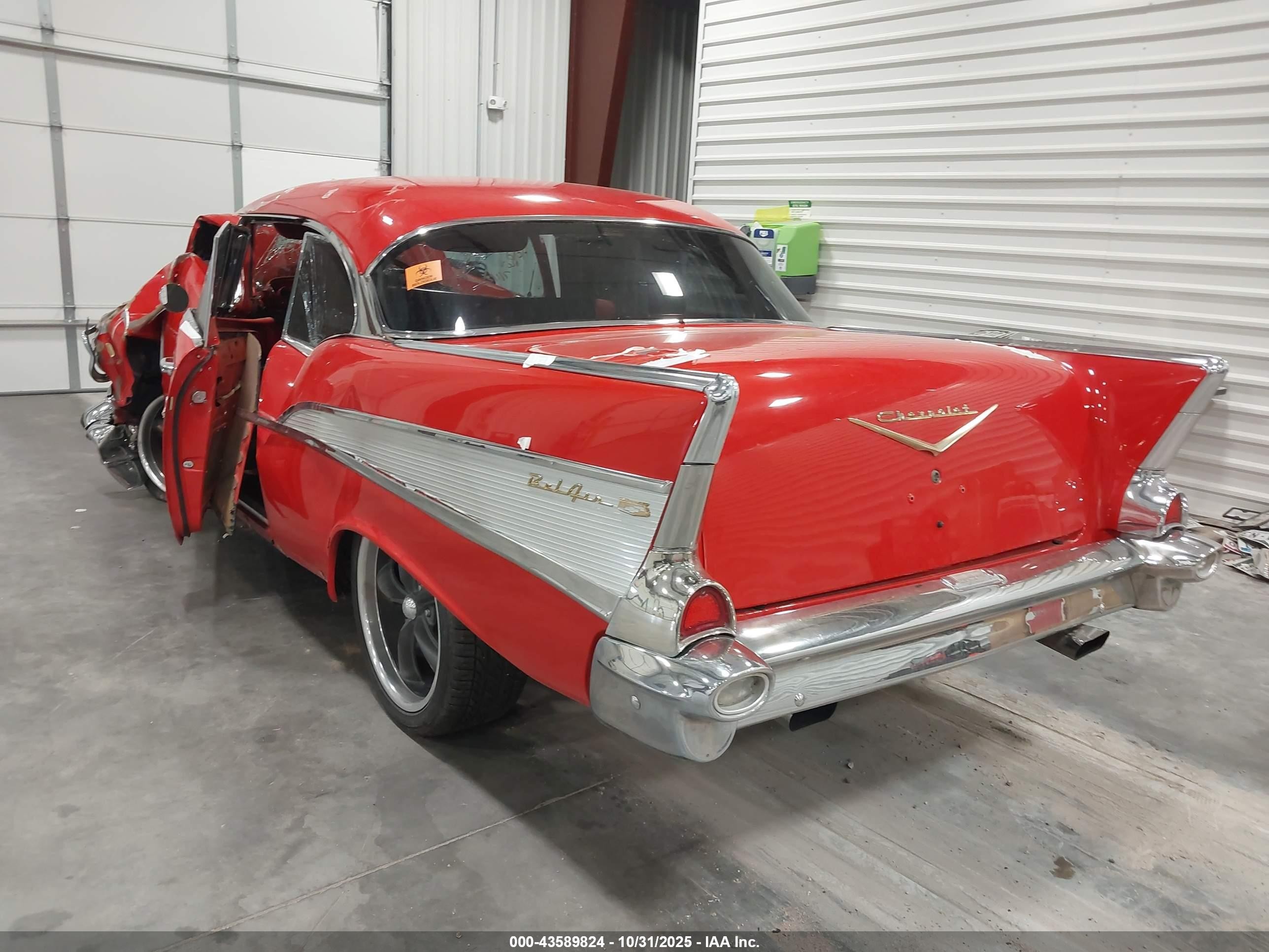 1957 Chevrolet Bel Air   Красный vin: VC57K104203      