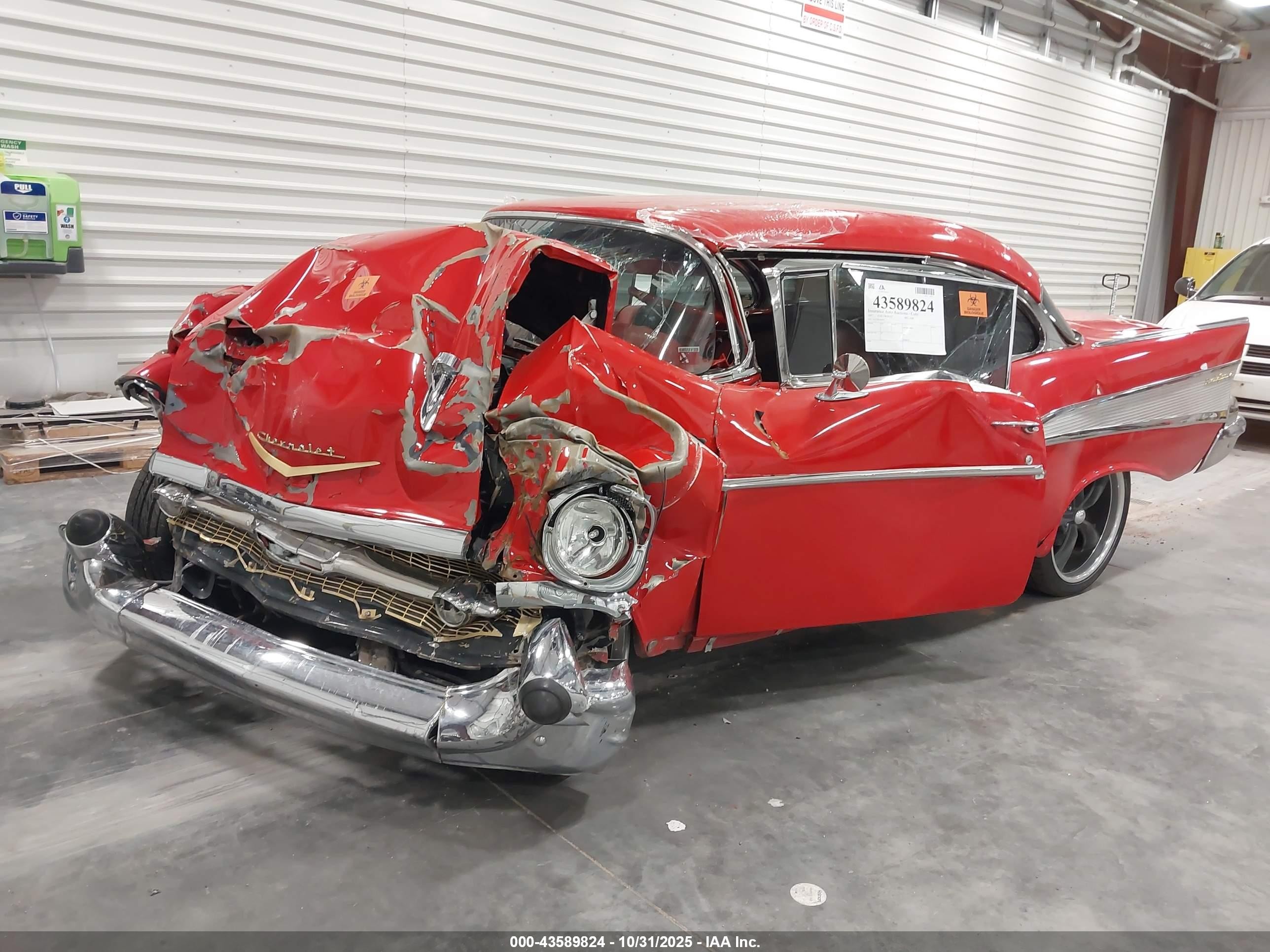 1957 Chevrolet Bel Air   Красный vin: VC57K104203      