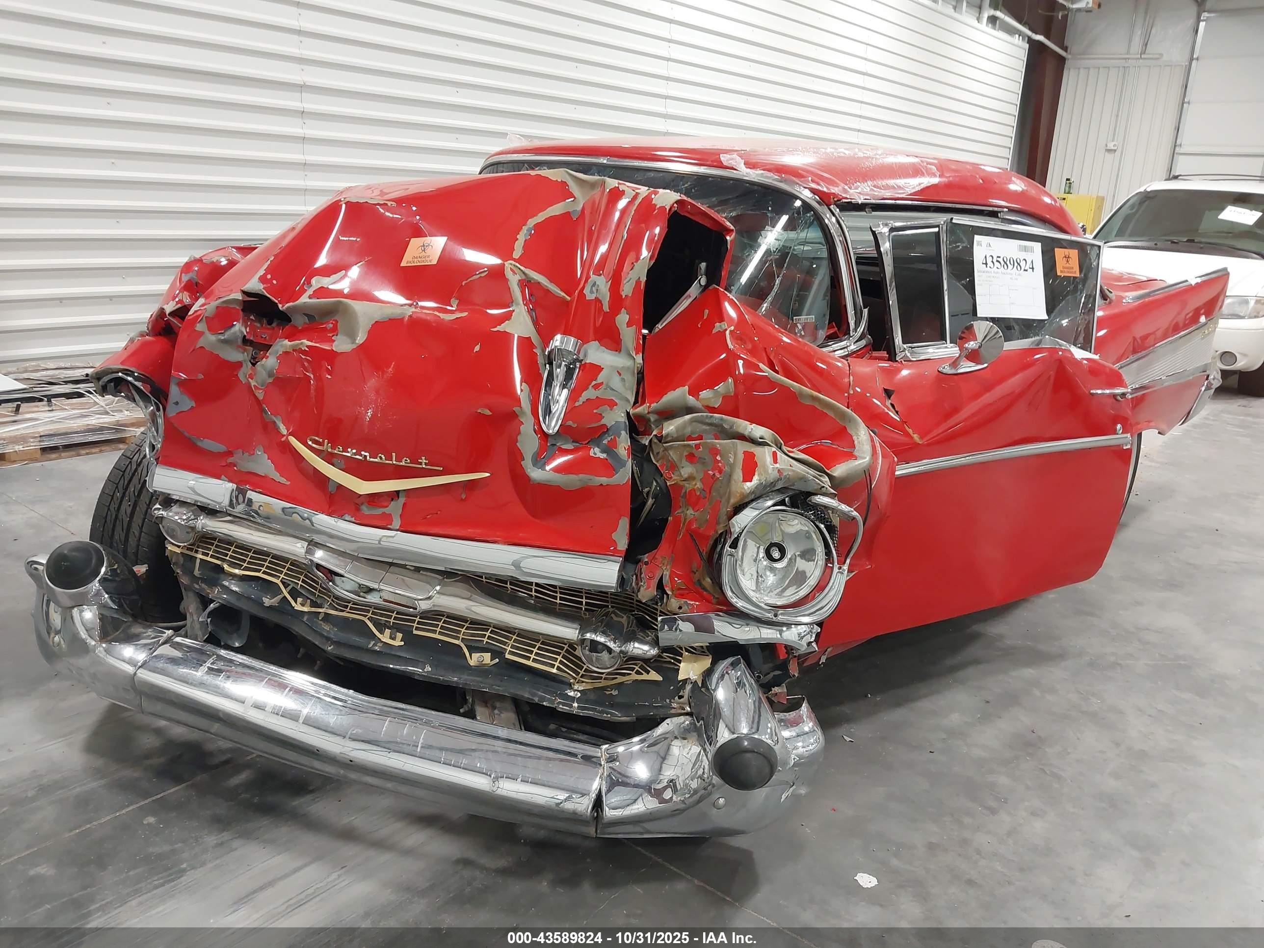 1957 Chevrolet Bel Air   Красный vin: VC57K104203      