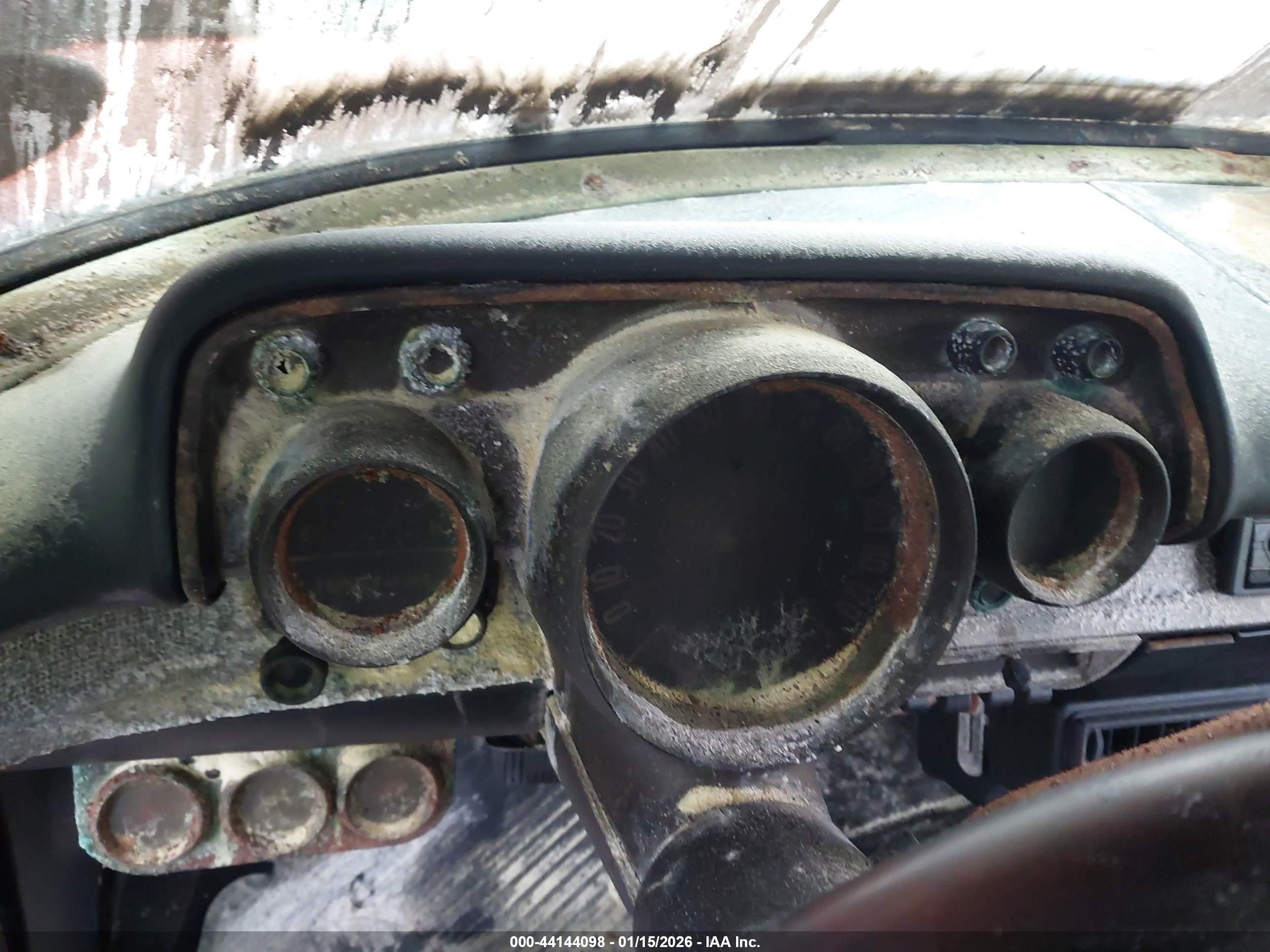 1957 Chevrolet Other   Оранжевый vin: VC57T107725      