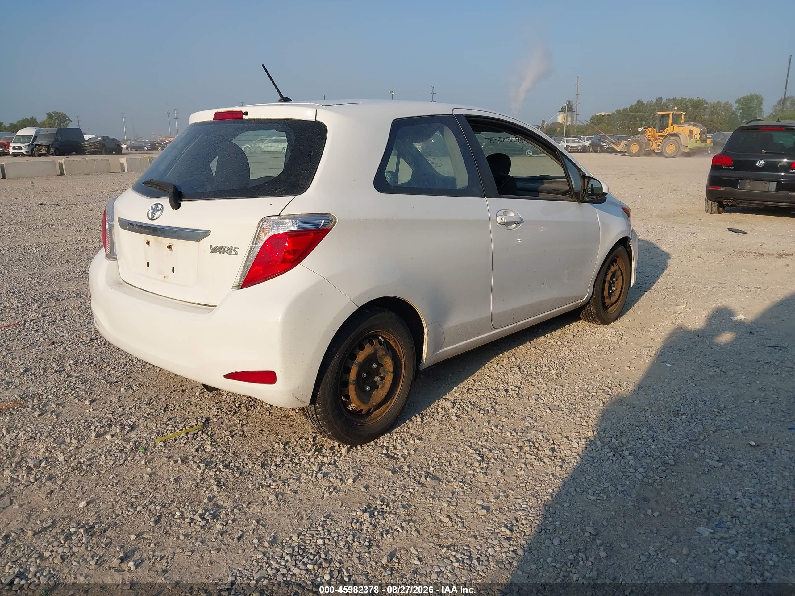 2014 Toyota Yaris L (tmmf Plant) White vin: VNKJTUD32EA007161
