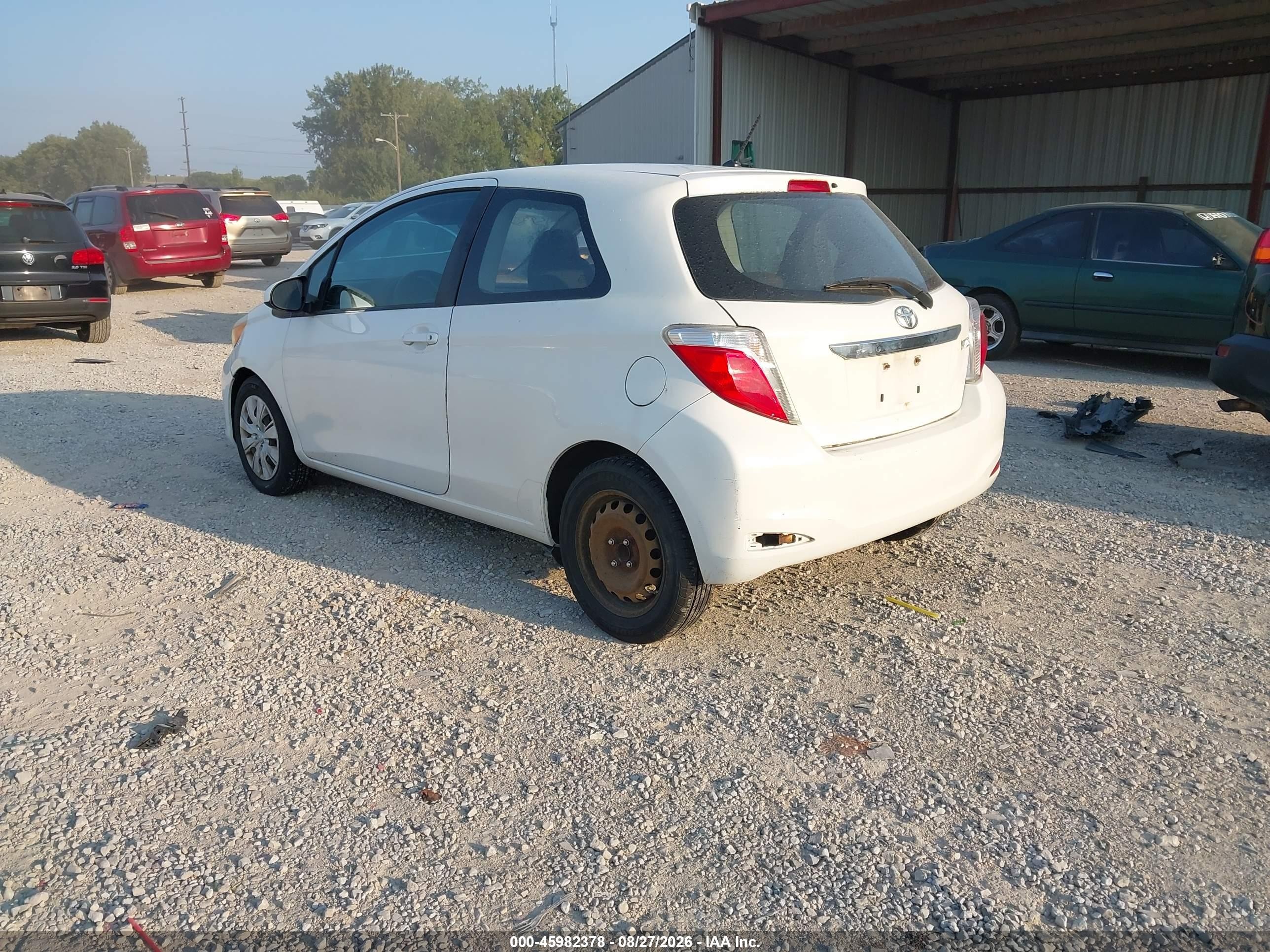 2014 Toyota Yaris L (tmmf Plant) White vin: VNKJTUD32EA007161