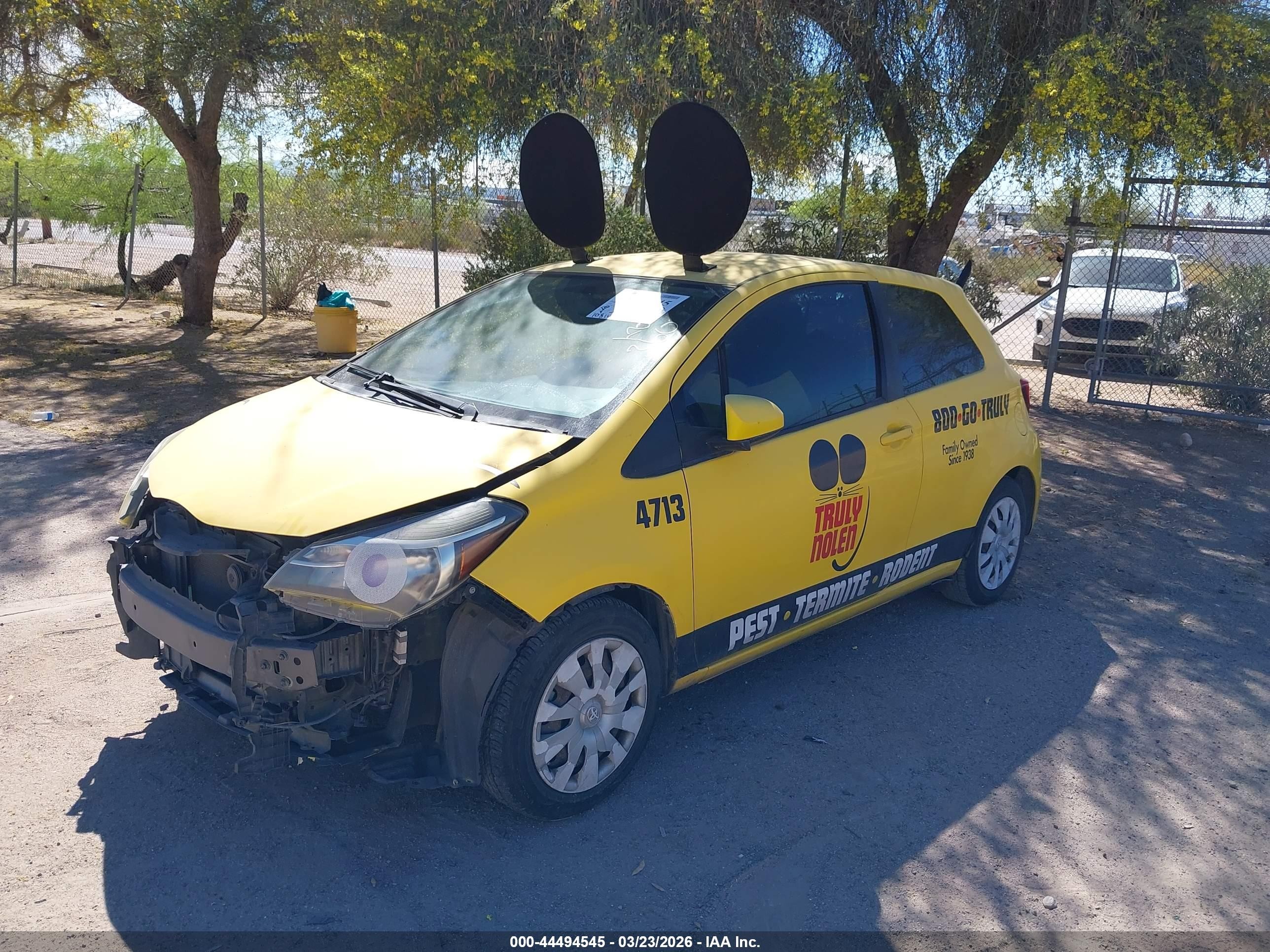 2015 Toyota Yaris L Yellow vin: VNKJTUD33FA054202