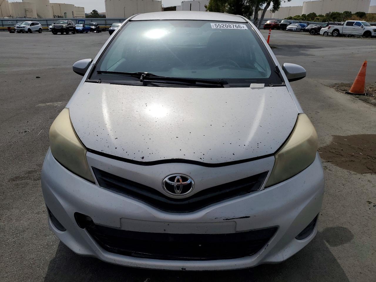 2014 Toyota Yaris 3-door L Fleet Silver vin: VNKJTUD35EA006019