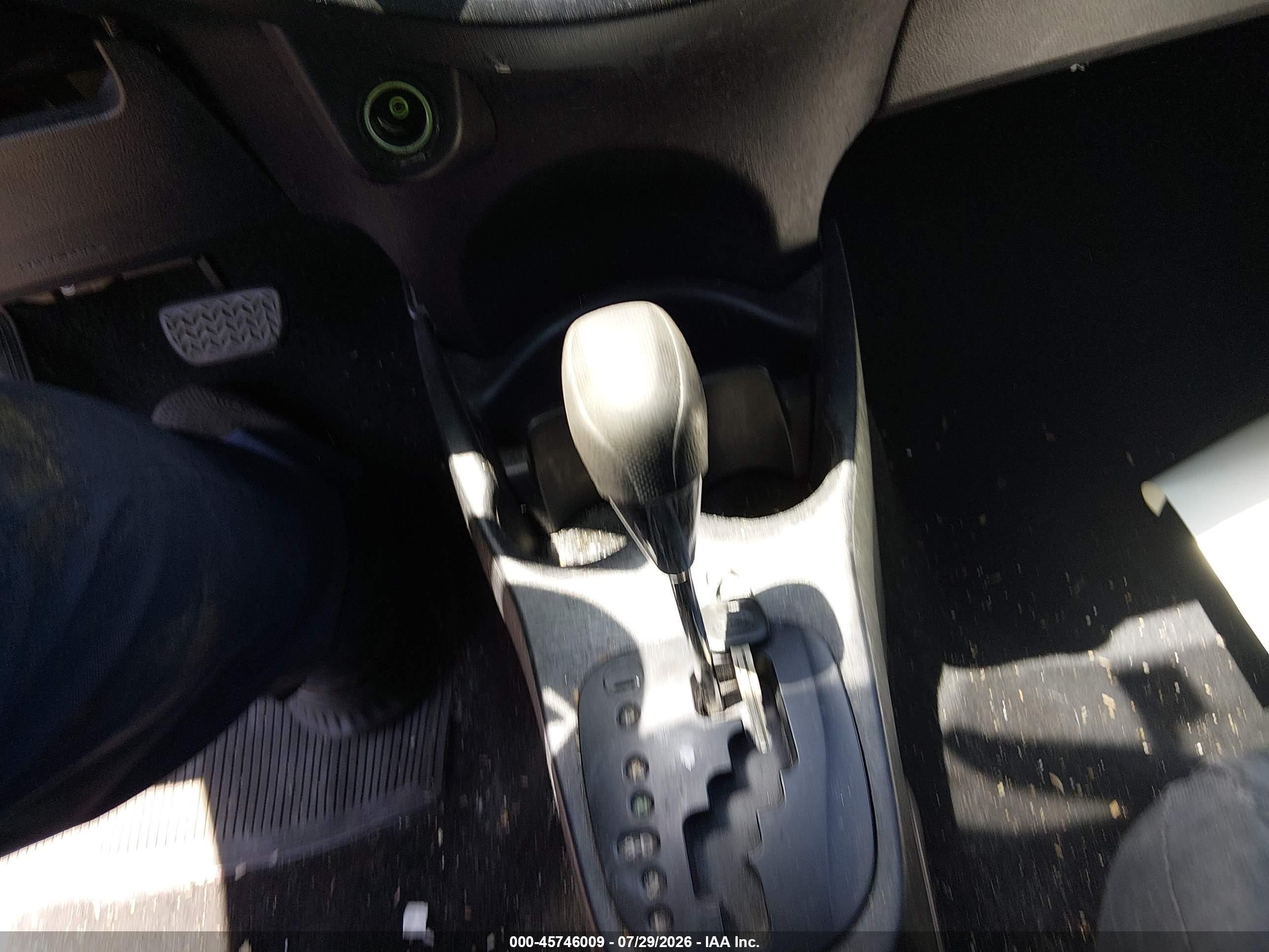 2014 Toyota Yaris L (tmmf Plant) Белый vin: VNKJTUD35EA008899